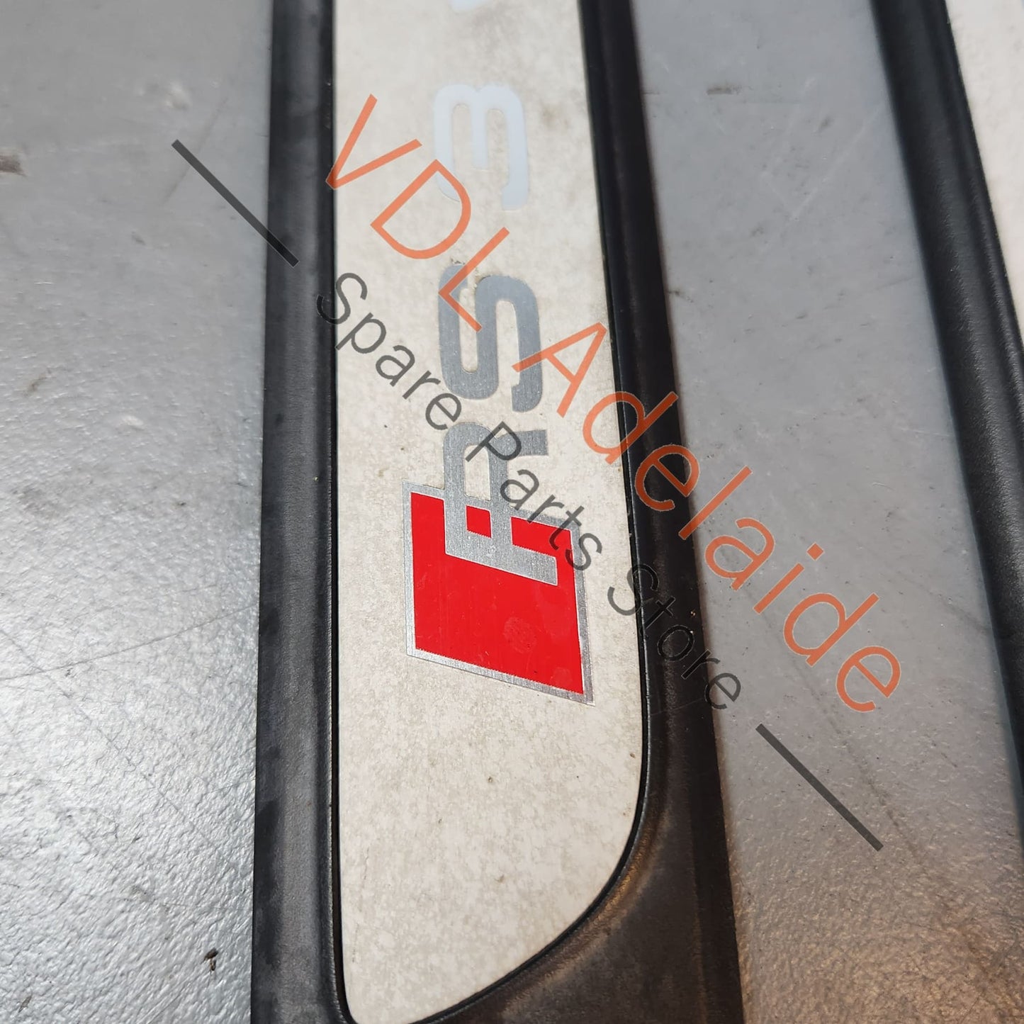 8V4853491H 8V4853492H 8V4853491S 8V4853492J Audi RS3 8V Door Entry Sil Sill Trim Strip Decal Trim 8V4853491H 8V4853491S 8V4853492H 8V4853492J