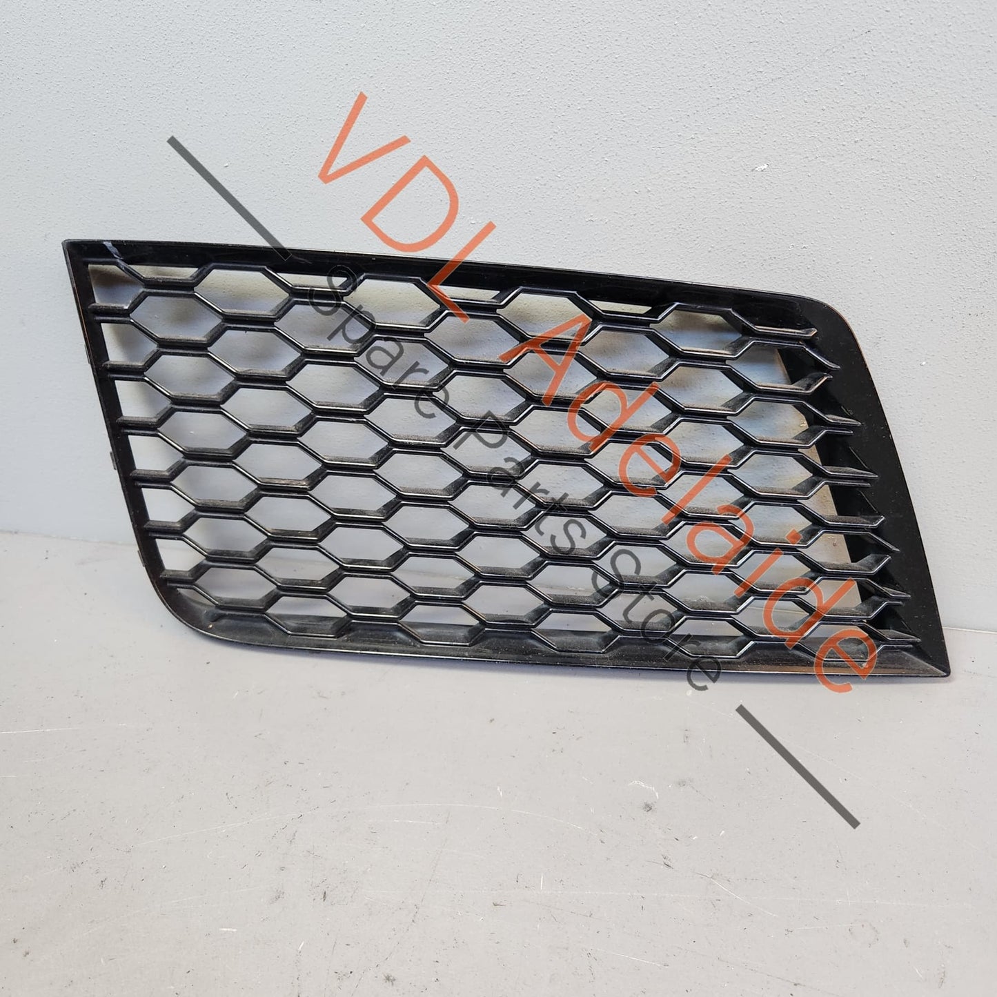 8V4807682BT94 Audi RS3 8V Front Right Bumper Grille Gloss Black 8V4807682B T94
