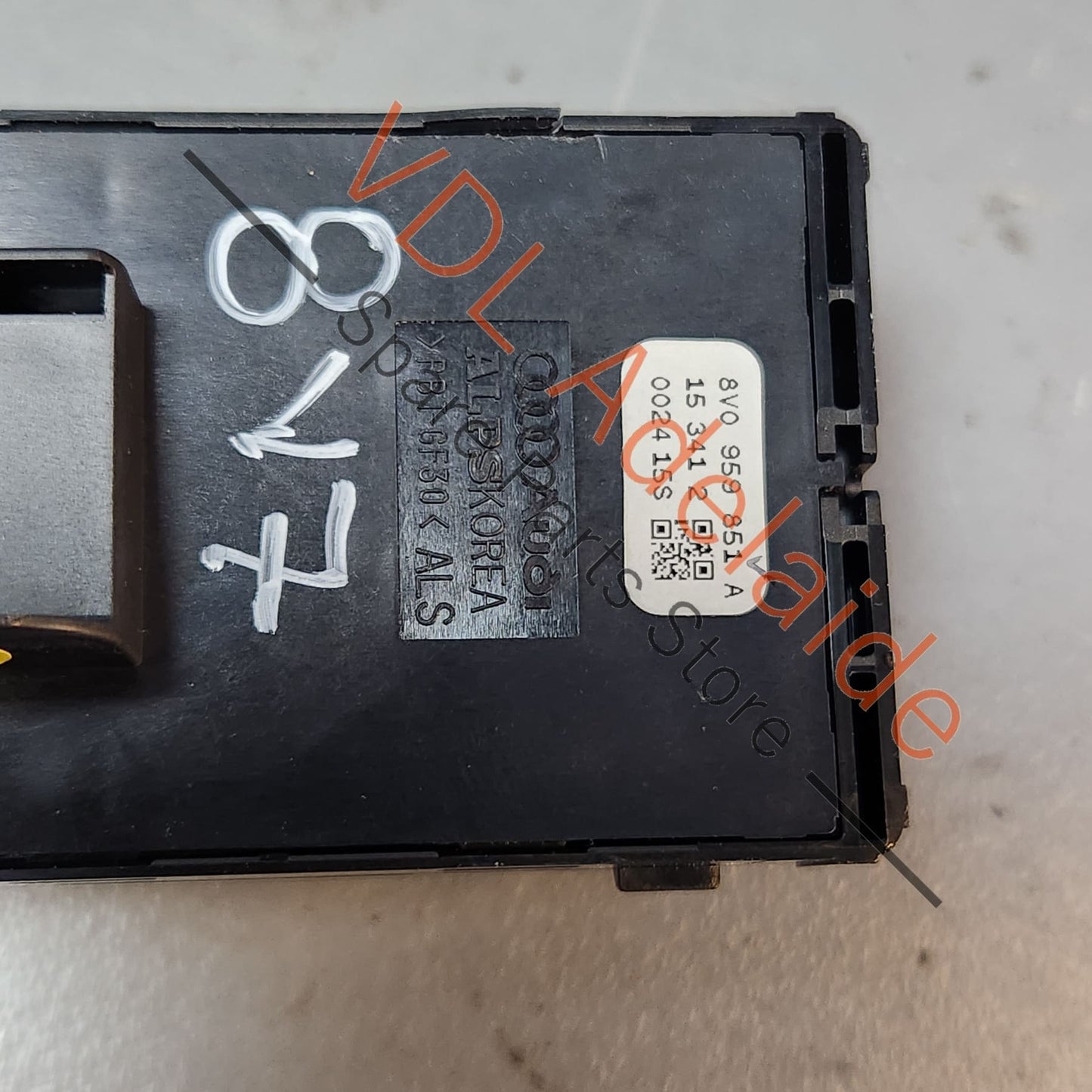 8V0959851A Audi A3 S3 RS3 Q3 8V Front Right Master Drivers Window Switch 8V0959851A