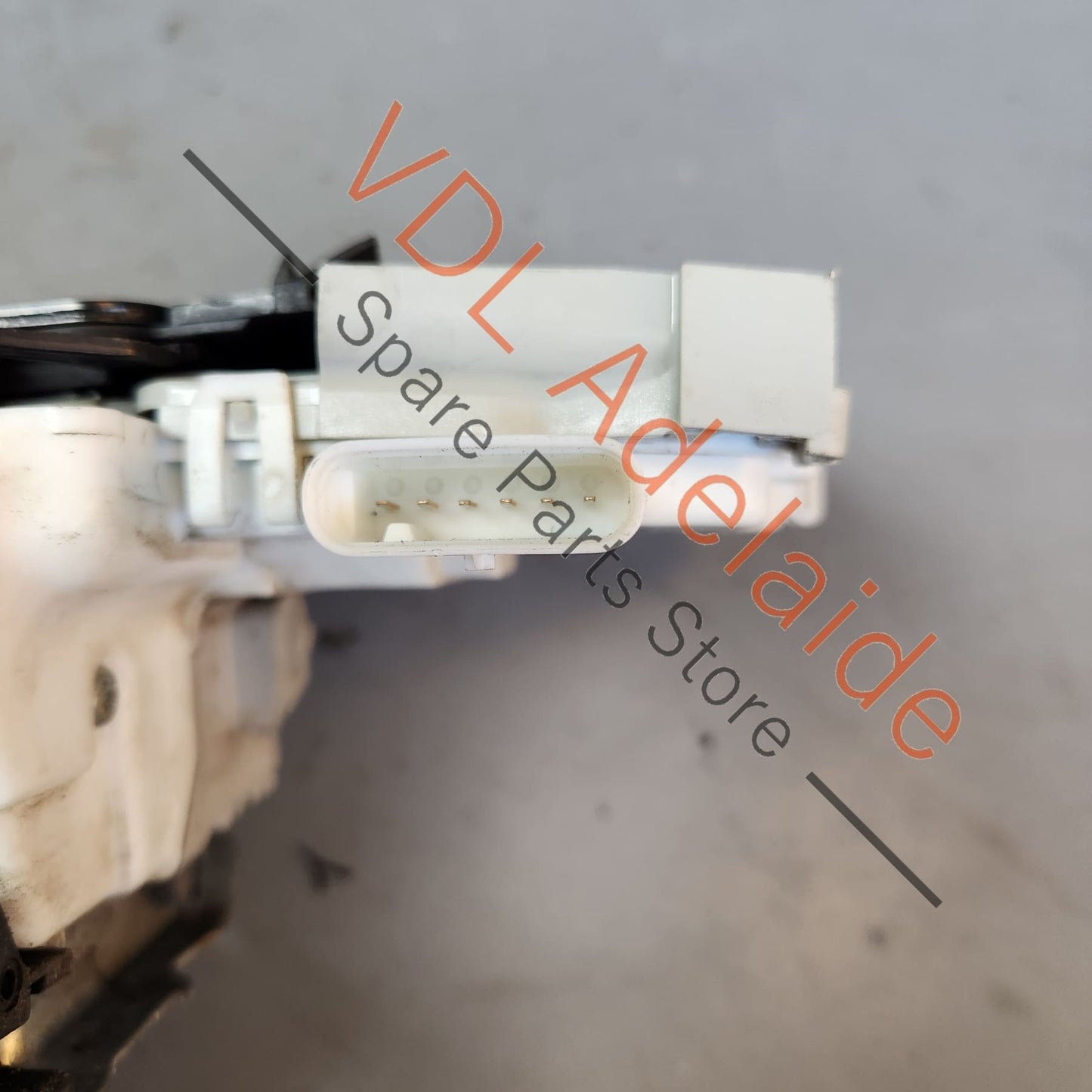 8X2837015B Audi A3 S3 RS3 8V Front Left Door Lock Mechanism 8X2837015B