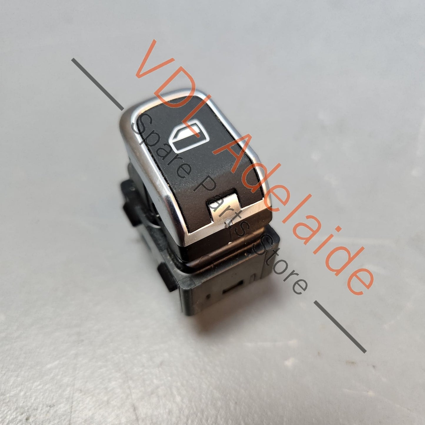 8V0959855A Audi A3 S3 Q3 RS3 8V Passenger Single Window Switch 8V0959855A