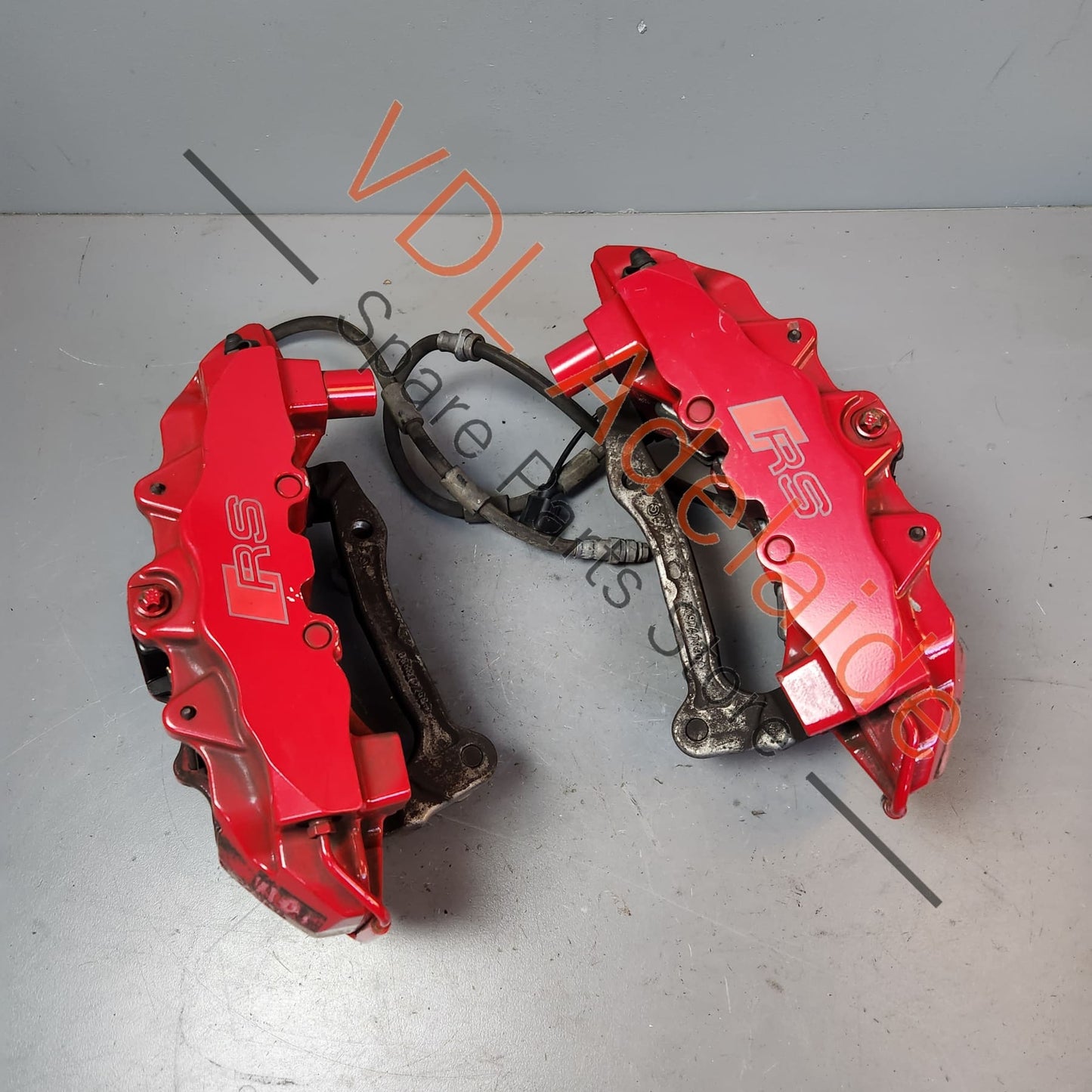 8V0615107C 8V0615108C Audi RS3 8V Front 4 Piston Brake Calipers Set Kit Brembo Tornado Red