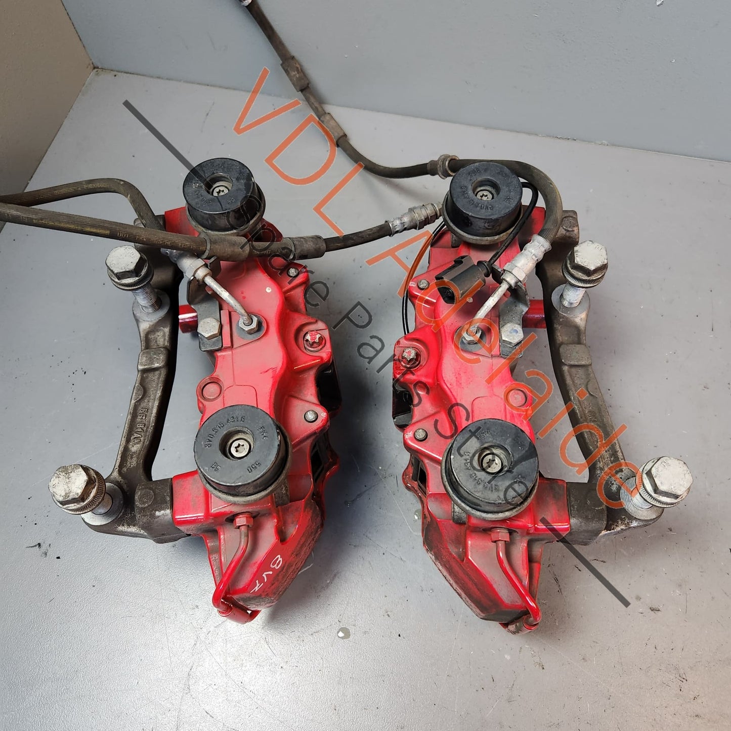 8V0615107C 8V0615108C Audi RS3 8V Front 4 Piston Brake Calipers Set Kit Brembo Tornado Red