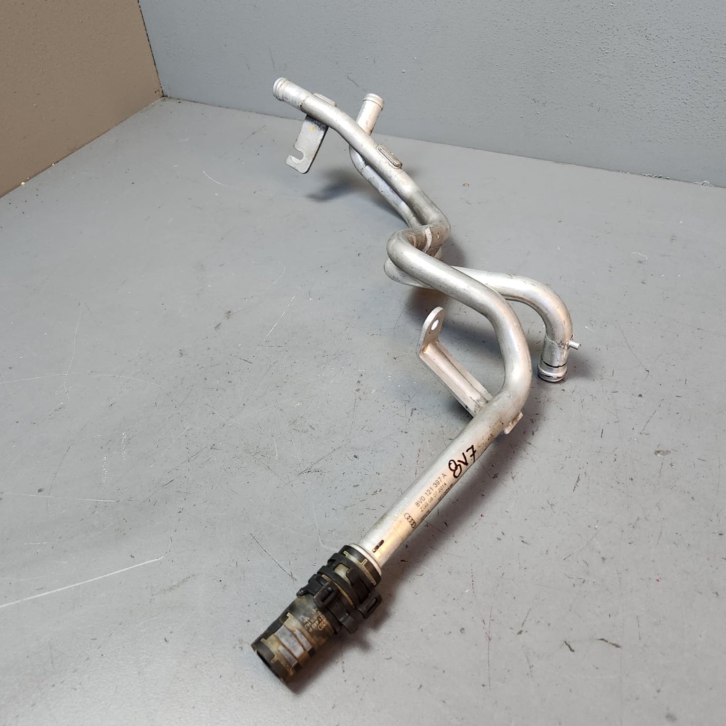 8V0121397A Audi RS3 8V Coolant Hose Pipe 8V0121397A