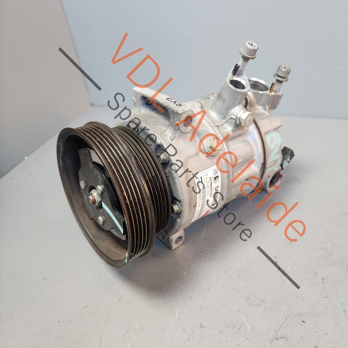 1K0820808G Audi RS3 8V A/C Air Conditioning Compressor 1K0820808G SANDEN