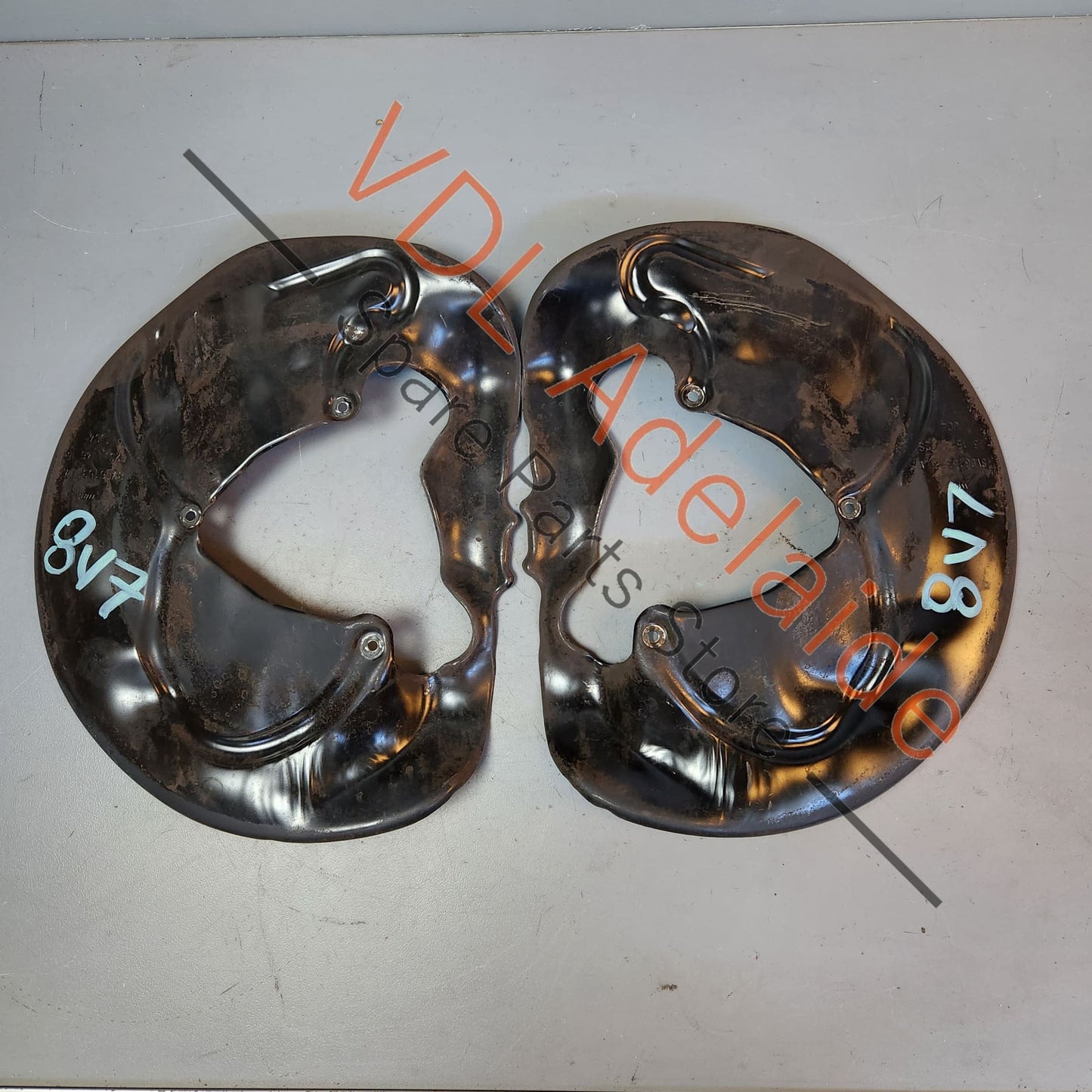 8V0615311B 8V0615312B Audi RS3 8V Front Brembo Brake Dust Cover Set 8V0615311B 8V0615312B