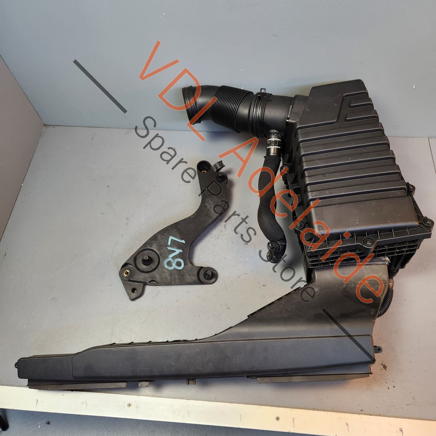 3Q0129607 3Q0129671 3Q0129217 Audi RS3 8V Stock Standard Original Air Filter Assembly Kit