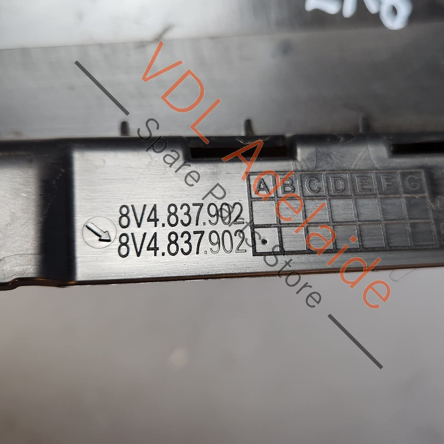 8V4837902A Audi A3 S3 RS3 8V Front Right Door Exterior Trim for B-Pillar Black Glossy 8V4837902A