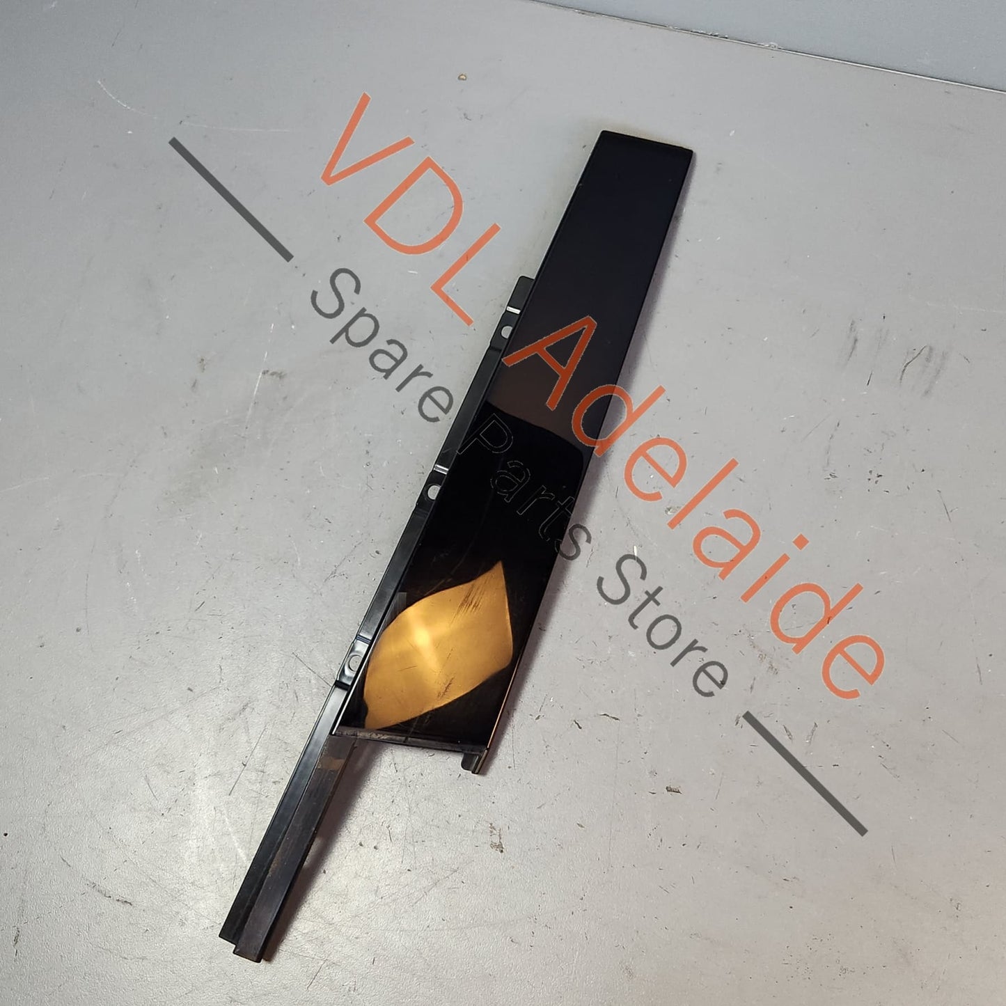 8V4837901A Audi A3 S3 RS3 8V Front Left Door Exterior Trim for B-Pillar Black Glossy 8V4837901A