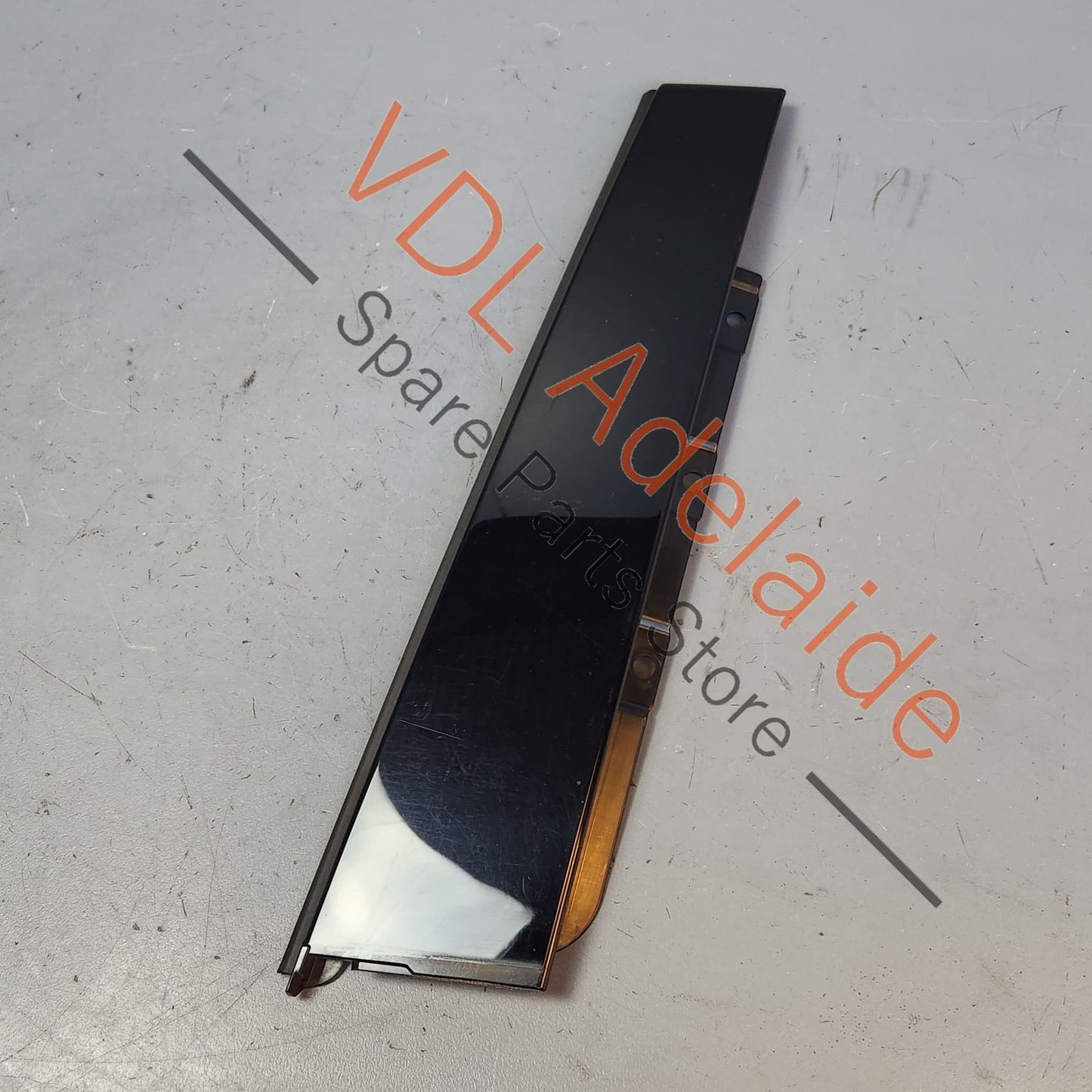 8V4839901A 8V4839901 Audi A3 S3 RS3 8V Rear Left Door Exterior Trim for B-Pillar Black Glossy 8V4839901B