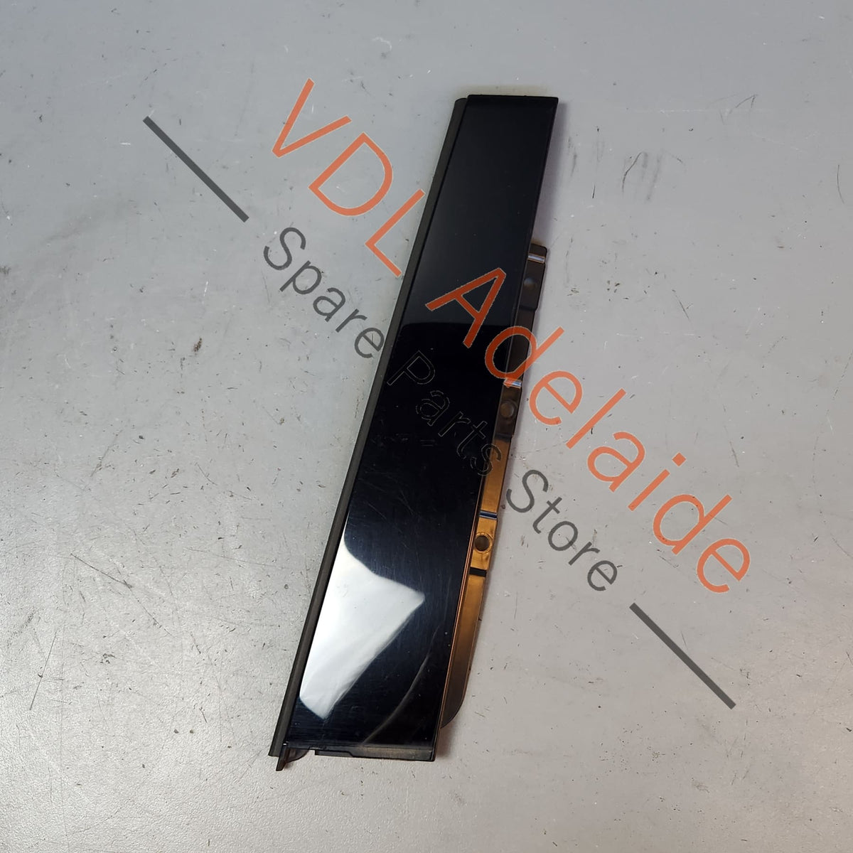 8V4839901A 8V4839901 Audi A3 S3 RS3 8V Rear Left Door Exterior Trim for B-Pillar Black Glossy 8V4839901B