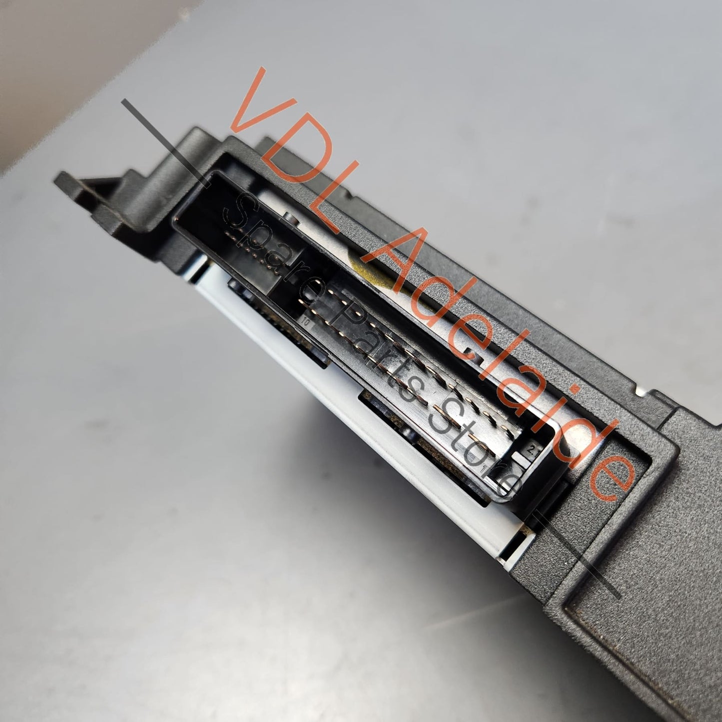 8V0035465D Audi A3 S3 RS3 8V Premium BOSE Amplifier for Sound System 8V0035465D