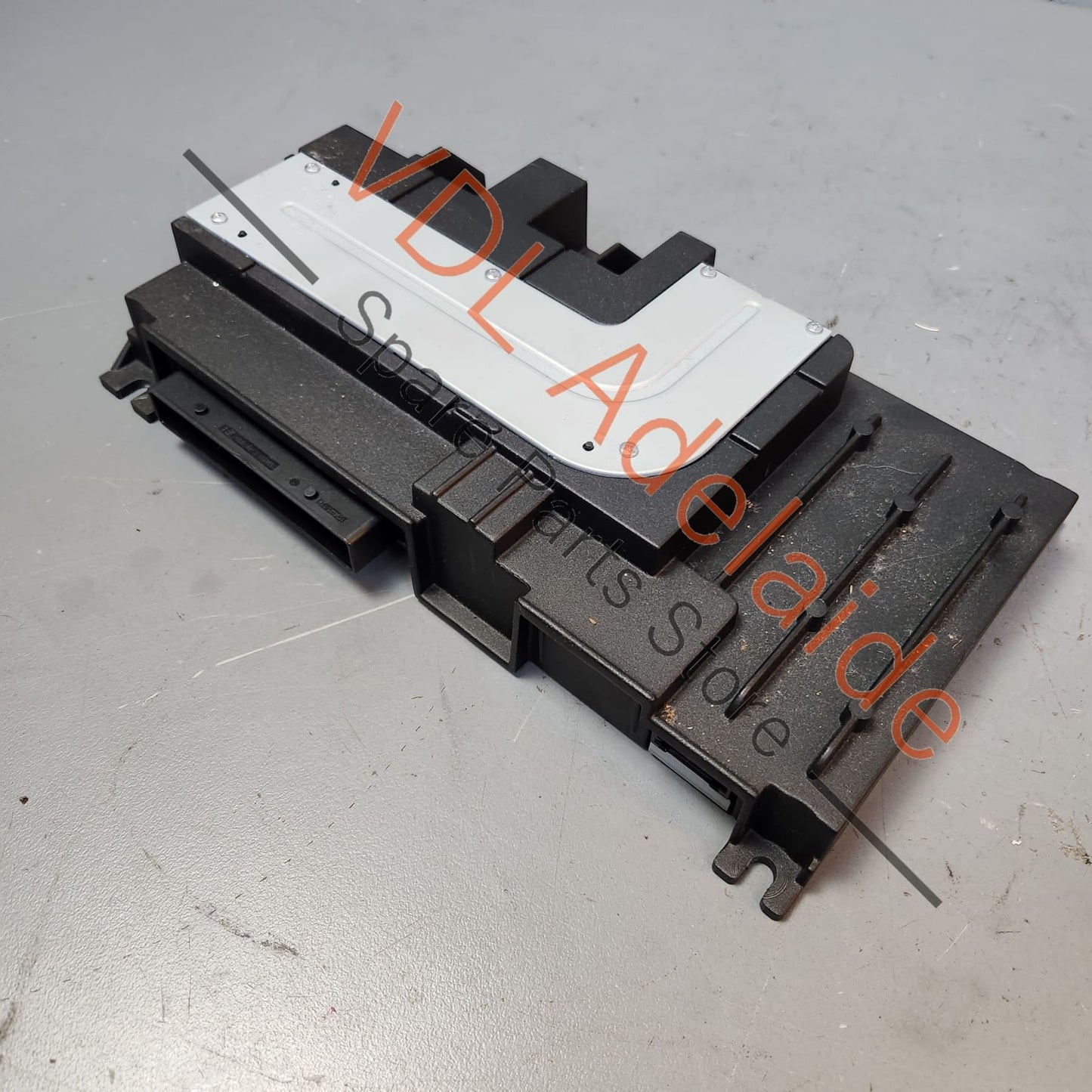 8V0035465D Audi A3 S3 RS3 8V Premium BOSE Amplifier for Sound System 8V0035465D
