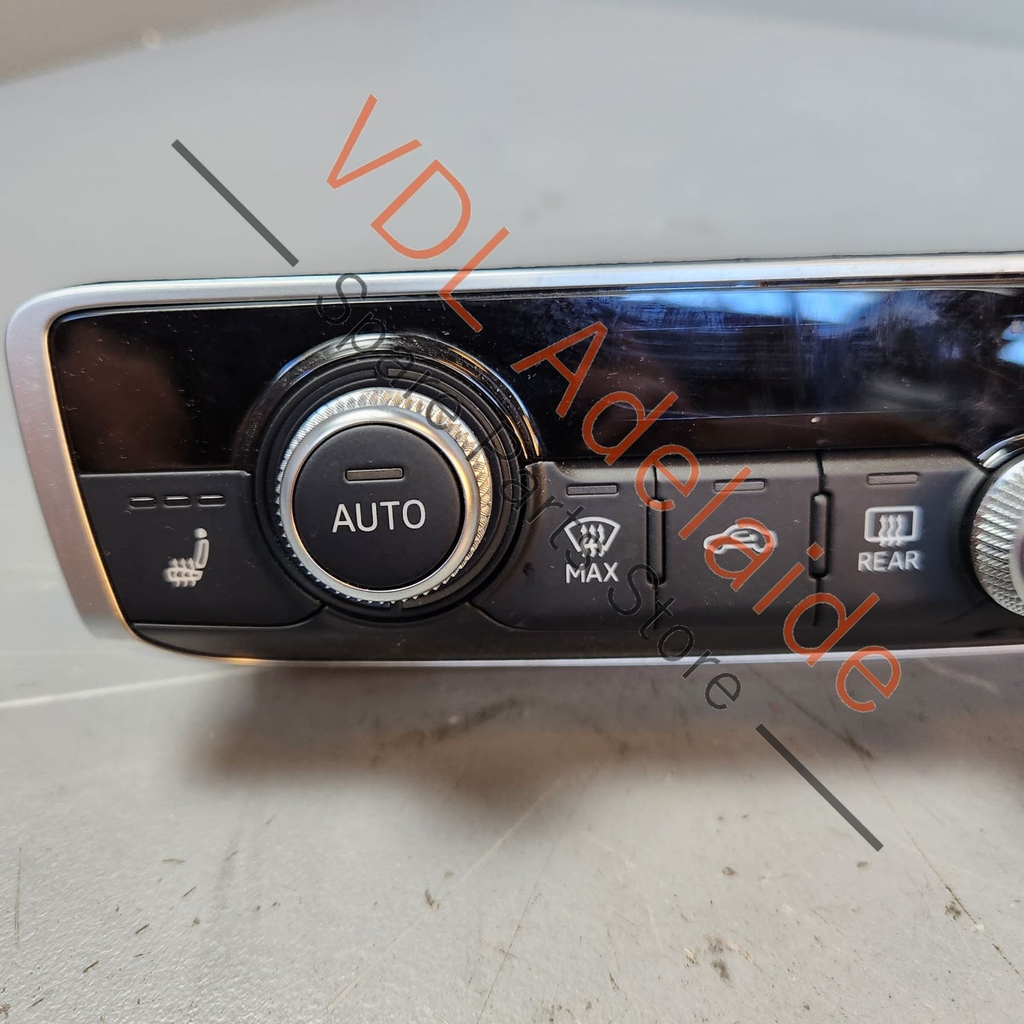 8V0820043D Audi A3 S3 RS3 8V Air Conditioning Control Switch 8V0820043D
