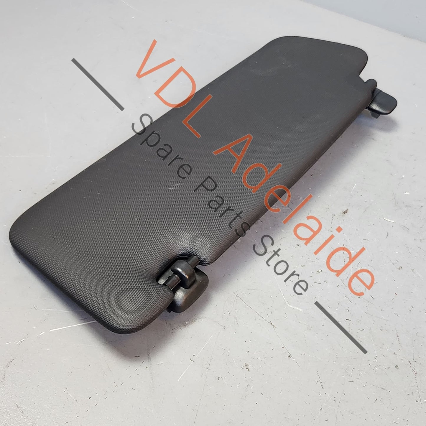 8V0857552C Audi A3 S3 RS3 8V Sun Visor With Illuminated Mirror Right RHS Soul Black 8V0857552C