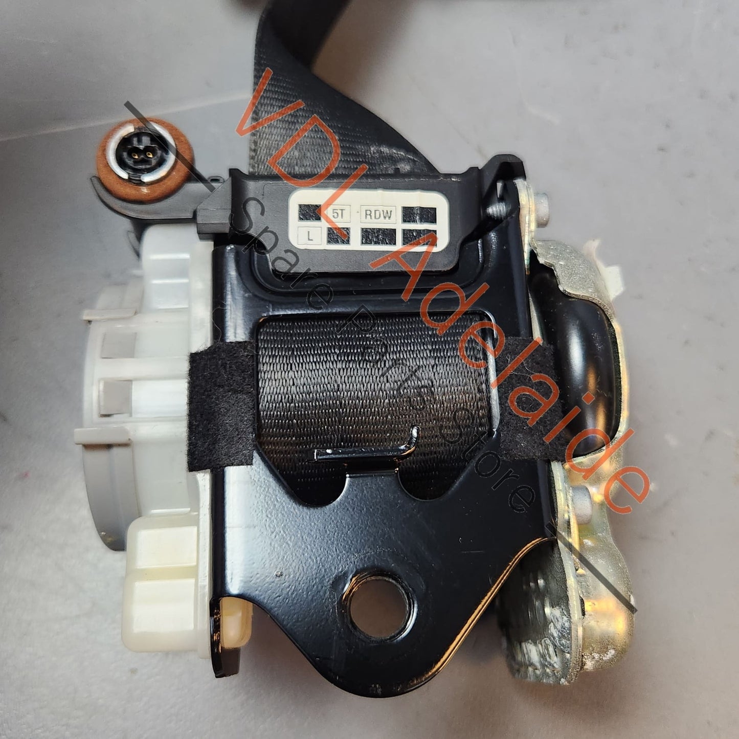 8V5857705EV04 8V5857705E Audi A3 S3 RS3 8V Left Front Seat Belt Seatbelt 8V5857705E V04