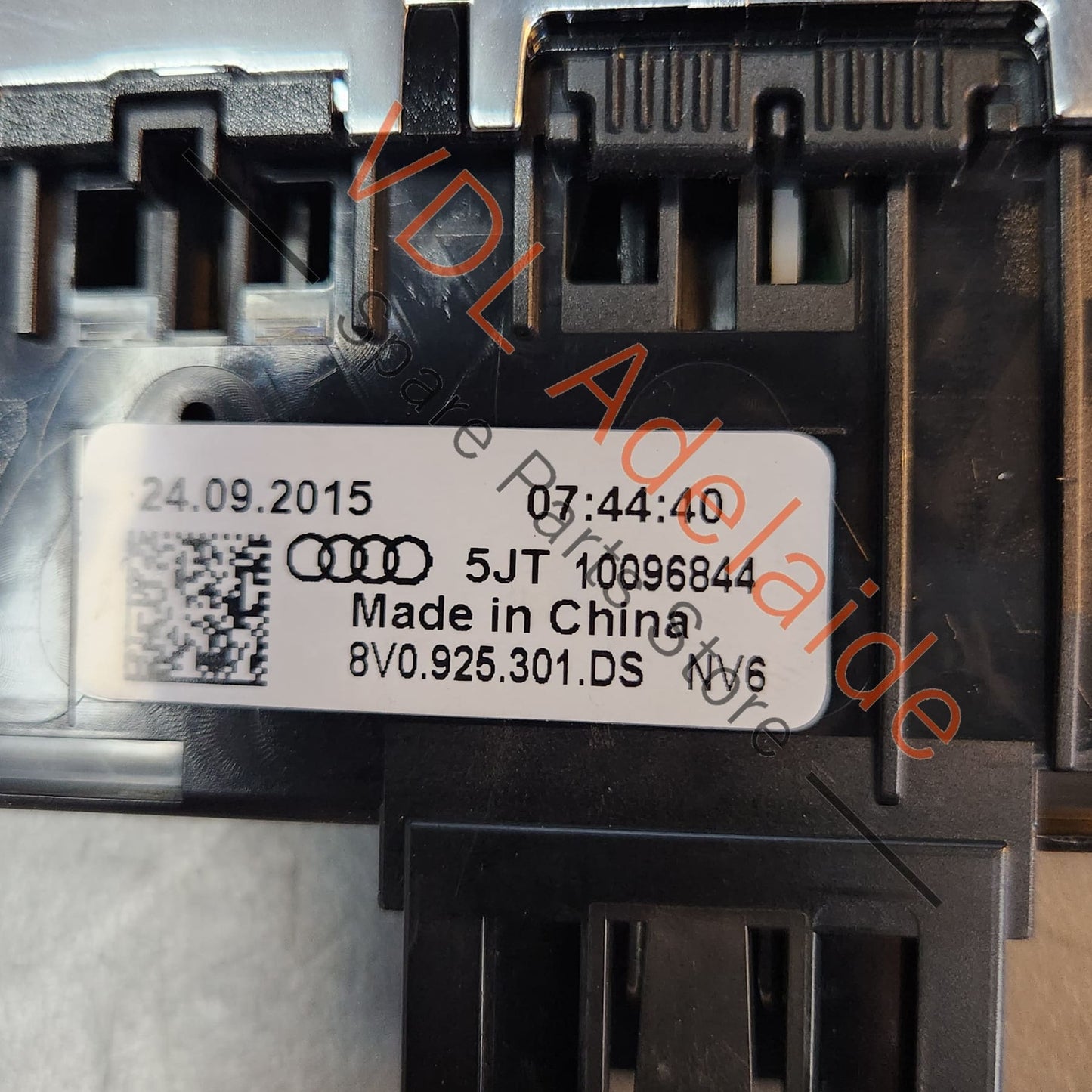8V0925301DS Audi Dashboard Switch for Drive Select 8V0925301DS