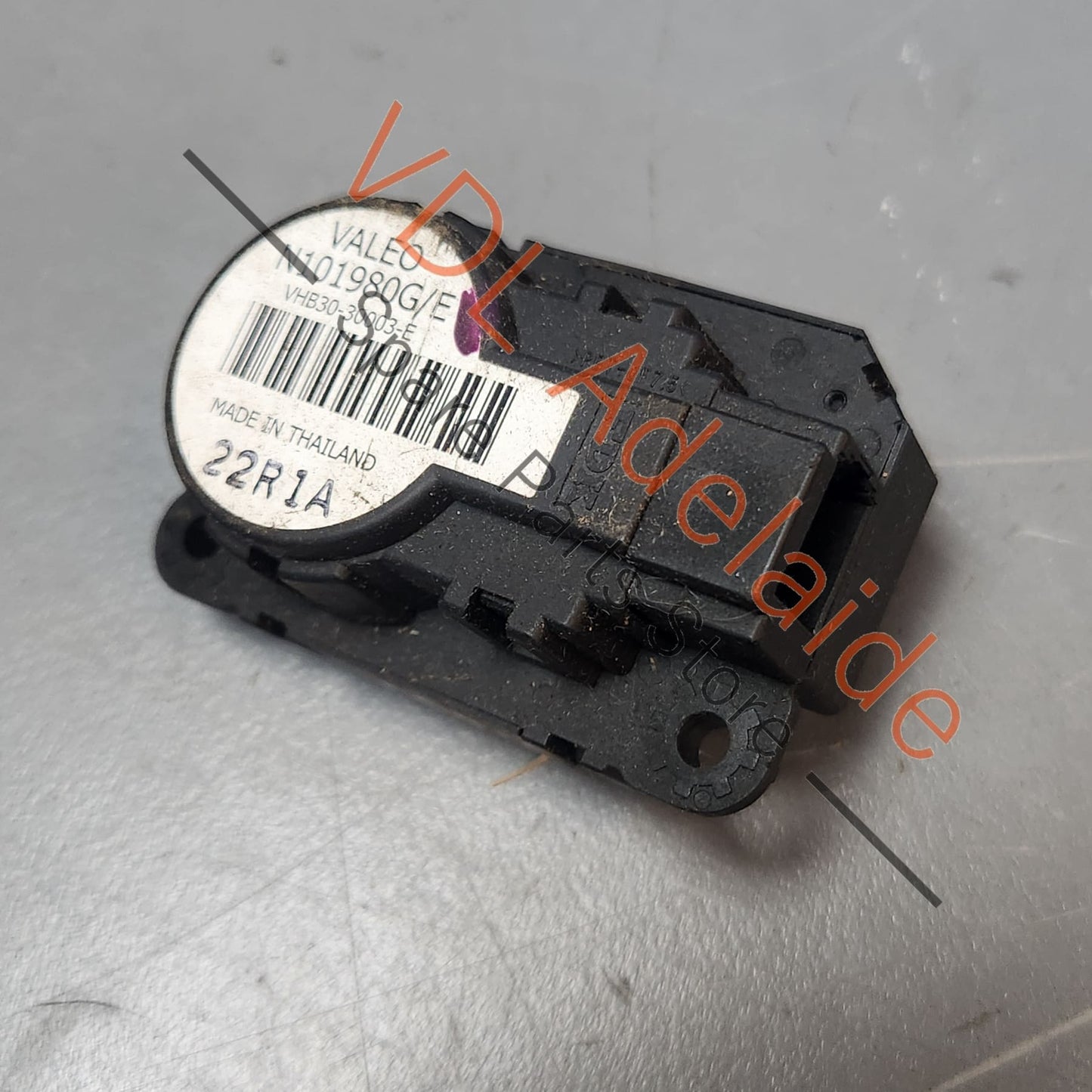 N101980G/F22R1A Renault Peugeot Valeo AC Heater Flap Stepper Motor Actuator N101980G/F 22R1A