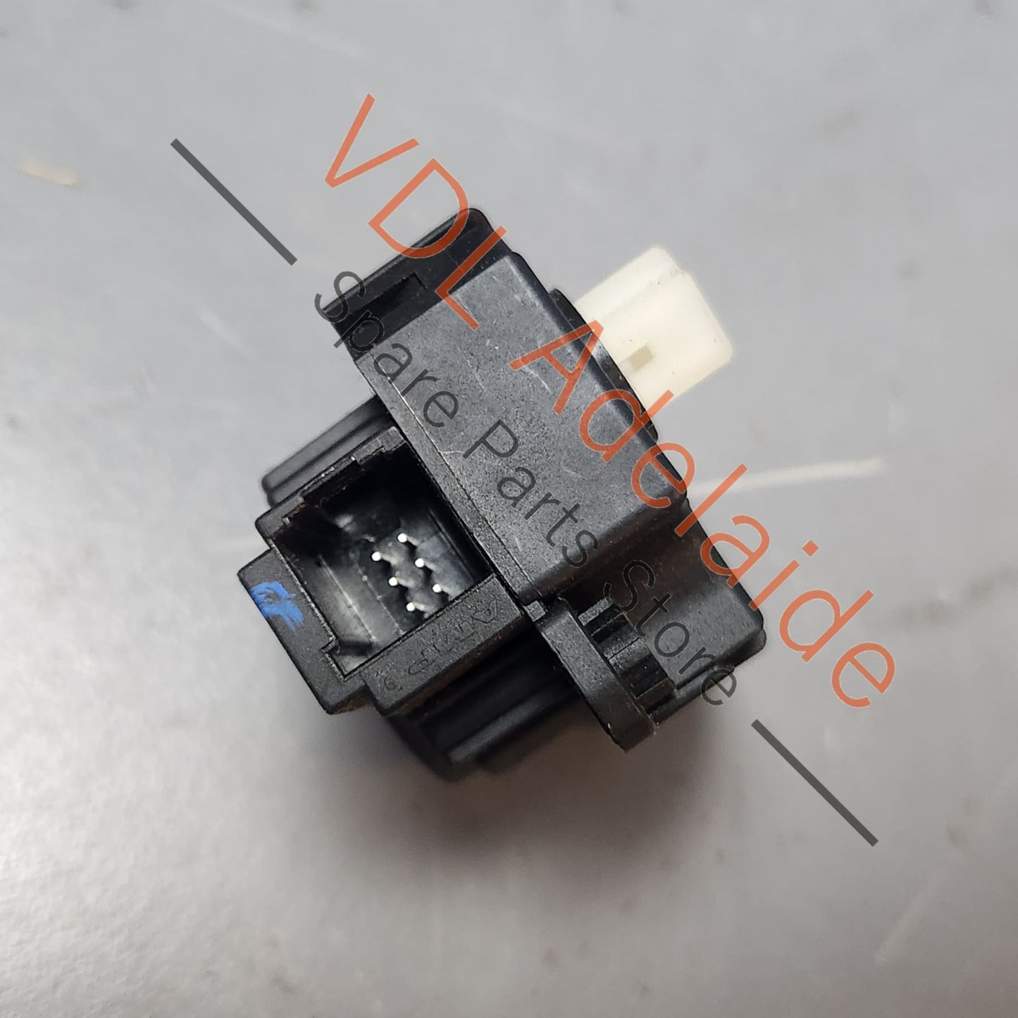 N105212V/A22T1A Renault Peugeot Valeo AC Heater Flap Stepper Motor Actuator N105212V/A 22T1A