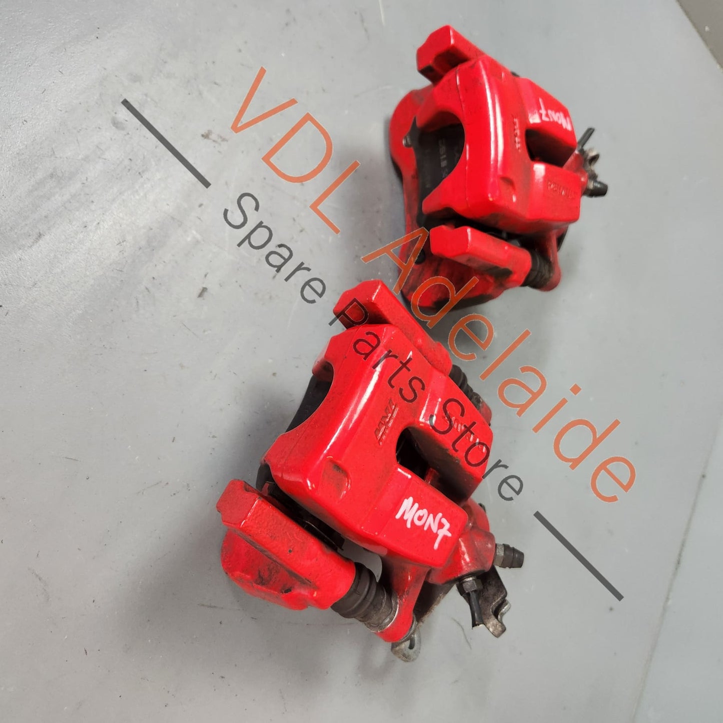 440116795R 440018456R
7701069142 Renault Megane RS250 RS265 RS275 Rear Brake Caliper & Carrier Pair Set Manual Cable Handbrake 440116795R 440018456R