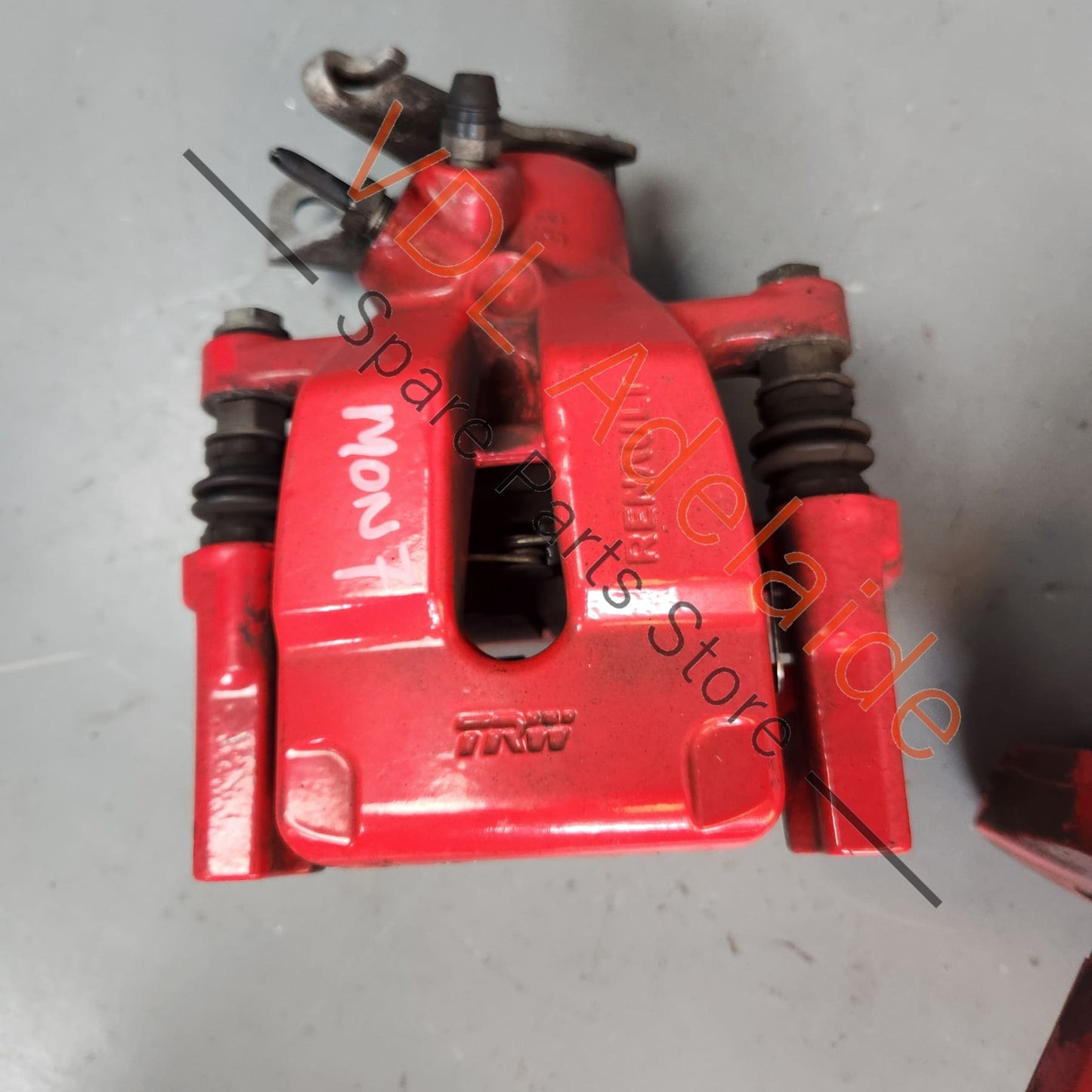 440116795R 440018456R
7701069142 Renault Megane RS250 RS265 RS275 Rear Brake Caliper & Carrier Pair Set Manual Cable Handbrake 440116795R 440018456R