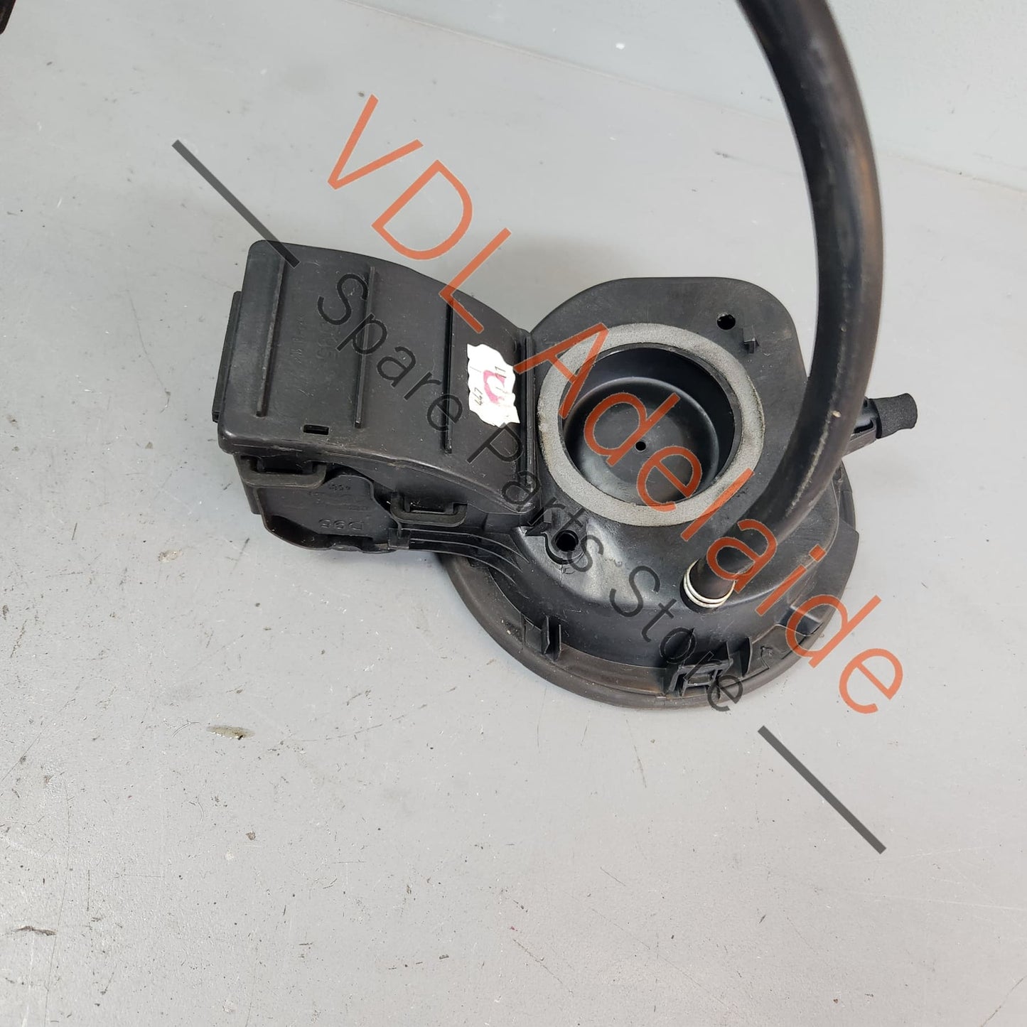 788300006R 781200020R Renault Megane Fuel Tank Filler Door with Cap Black Metallic 788300006R 781200020R