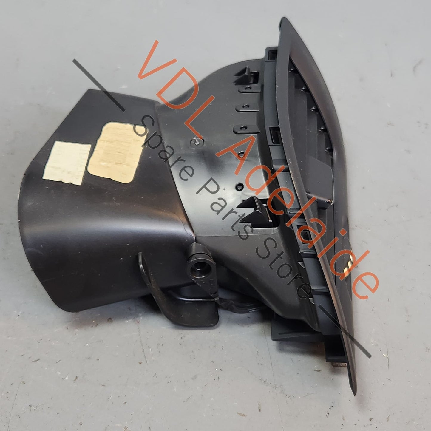 687600979R Renault Megane 3 Right Side Dashboard Air Vent for AC 687600979R