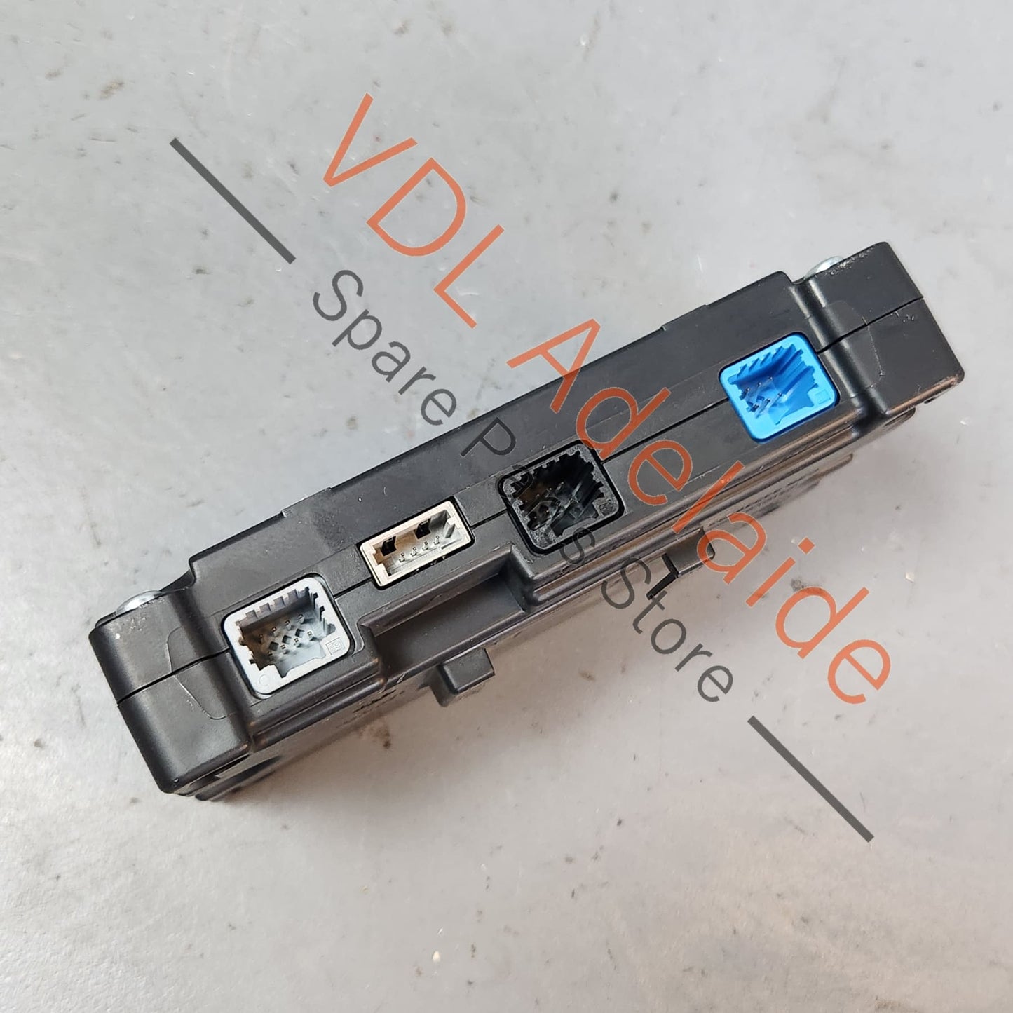 280246043R Renault Numerical Accessory Socket Satnav Control Module 280246043R CBOX