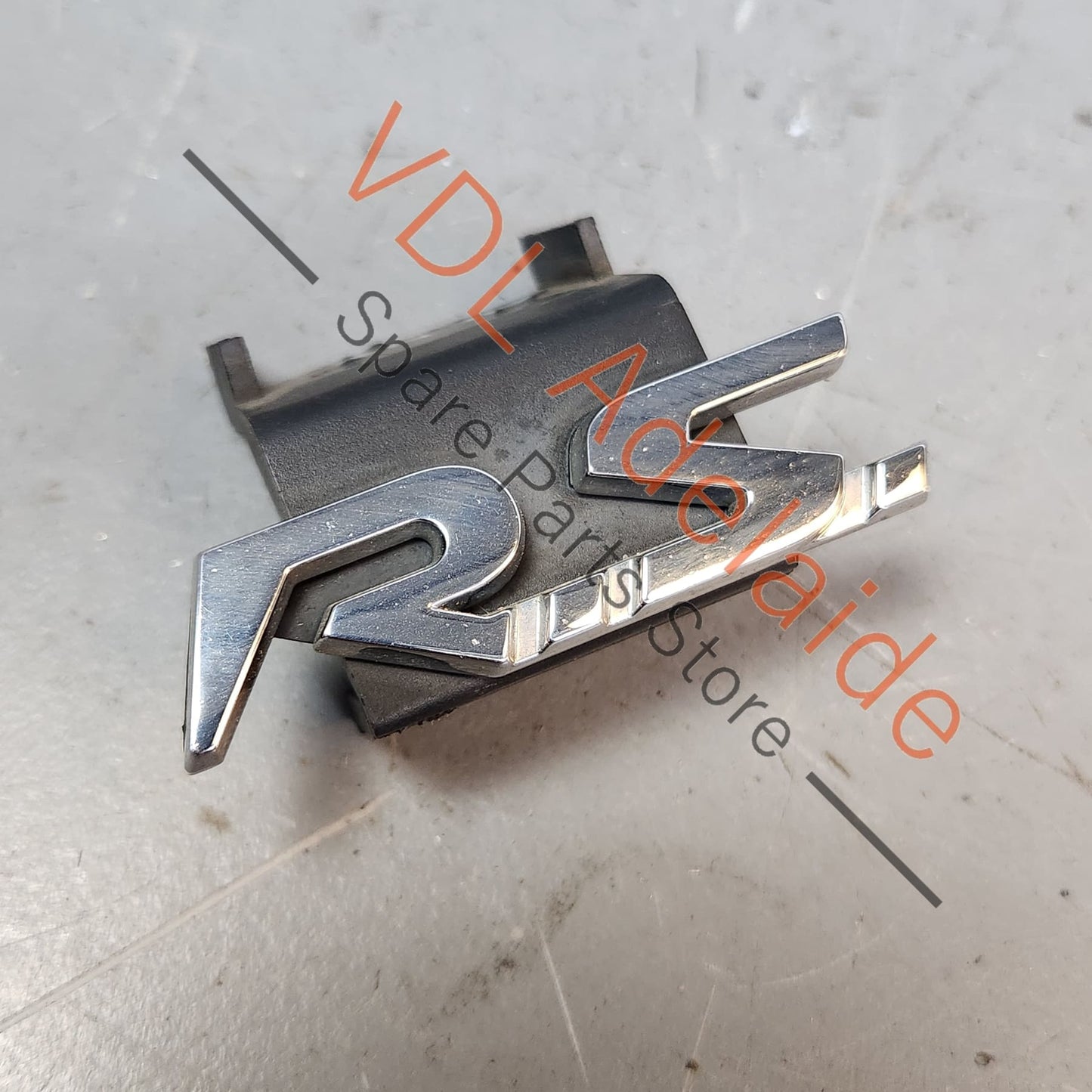 638904490R Renault Sport Mégane 3 Clio III Logo Emblem Front Badge RS 638904490R
