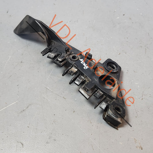 620940007R   Renault Megane 3 Front Left Bumper to Fender Bracket 620940007R