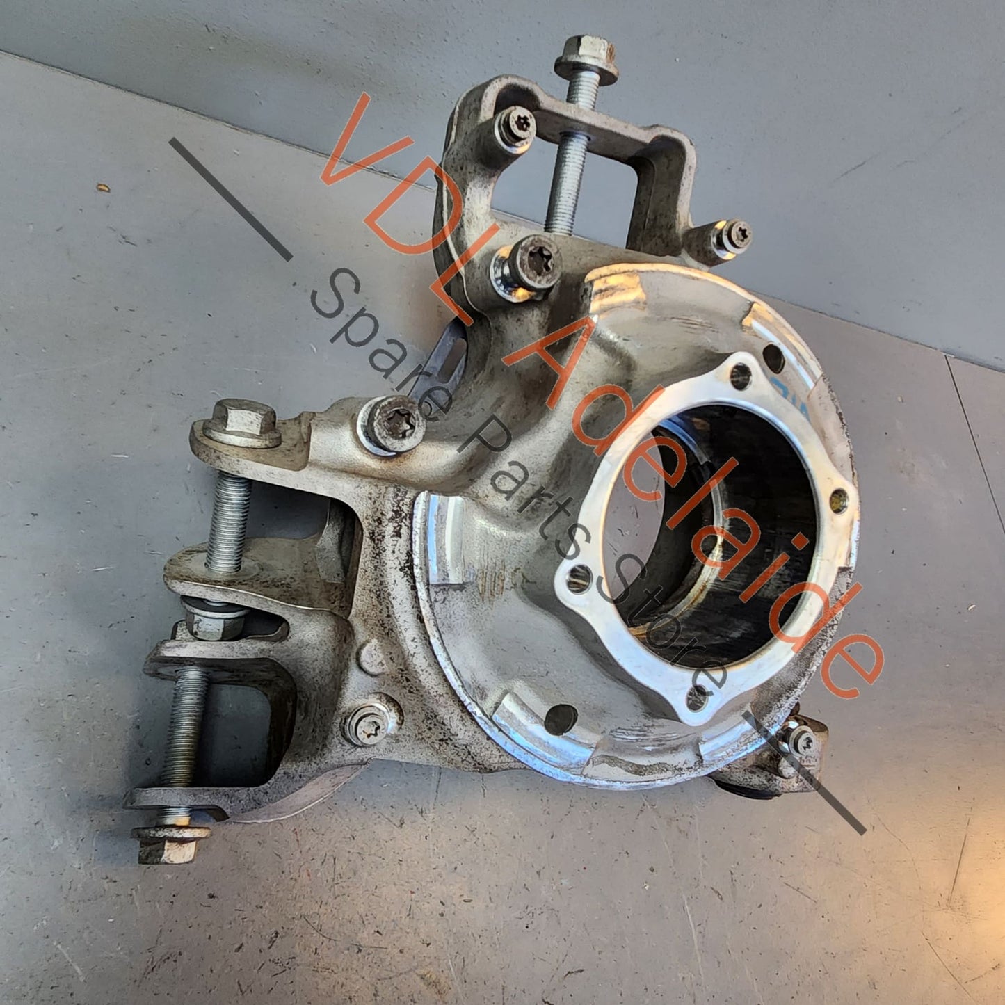 971505436B 971505436H Porsche Panamera Turbo 971 Rear Right Hub Knuckle Wheel Bearing Carrier 971505436B 971505436H