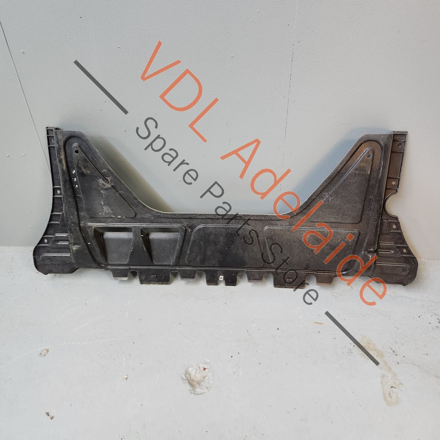3Q0825235A VW Golf MK7 7.5 Gti & R Underbody Trim Middle Engine Stone Guard 3Q0825235A