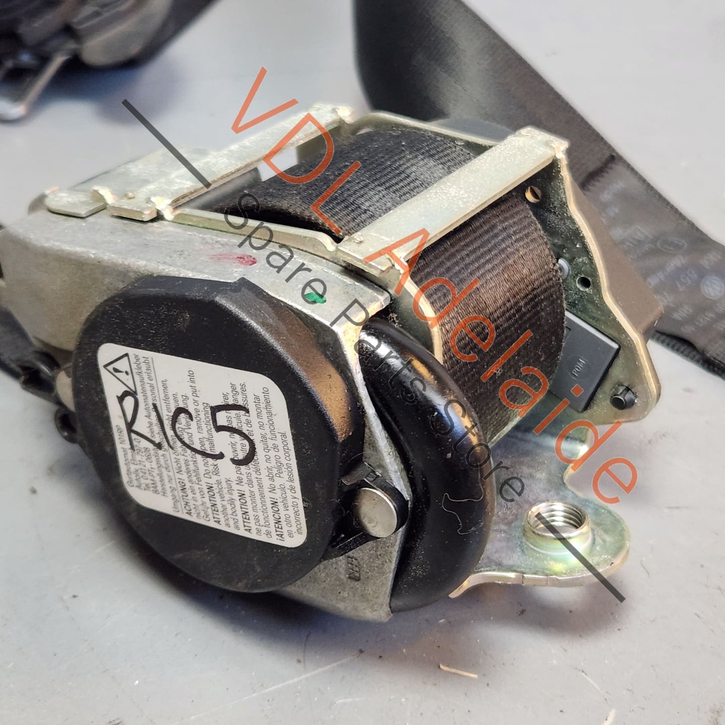 1K4857706ATRAA 1K4857706T VW Golf MK5 Right Front Seatbelt 1K4857706T 1K4857706AT RAA Suit 4dr RHD vehicles