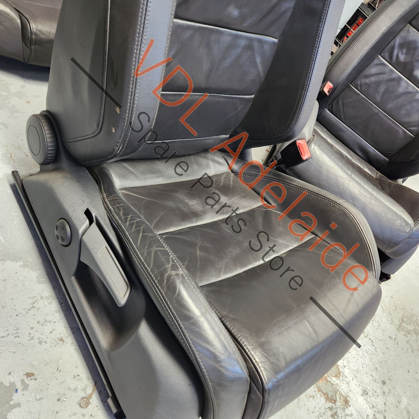 VW Golf R32 MK5 Complete set of Leather Sport Seats Interior Trim w/Heaters