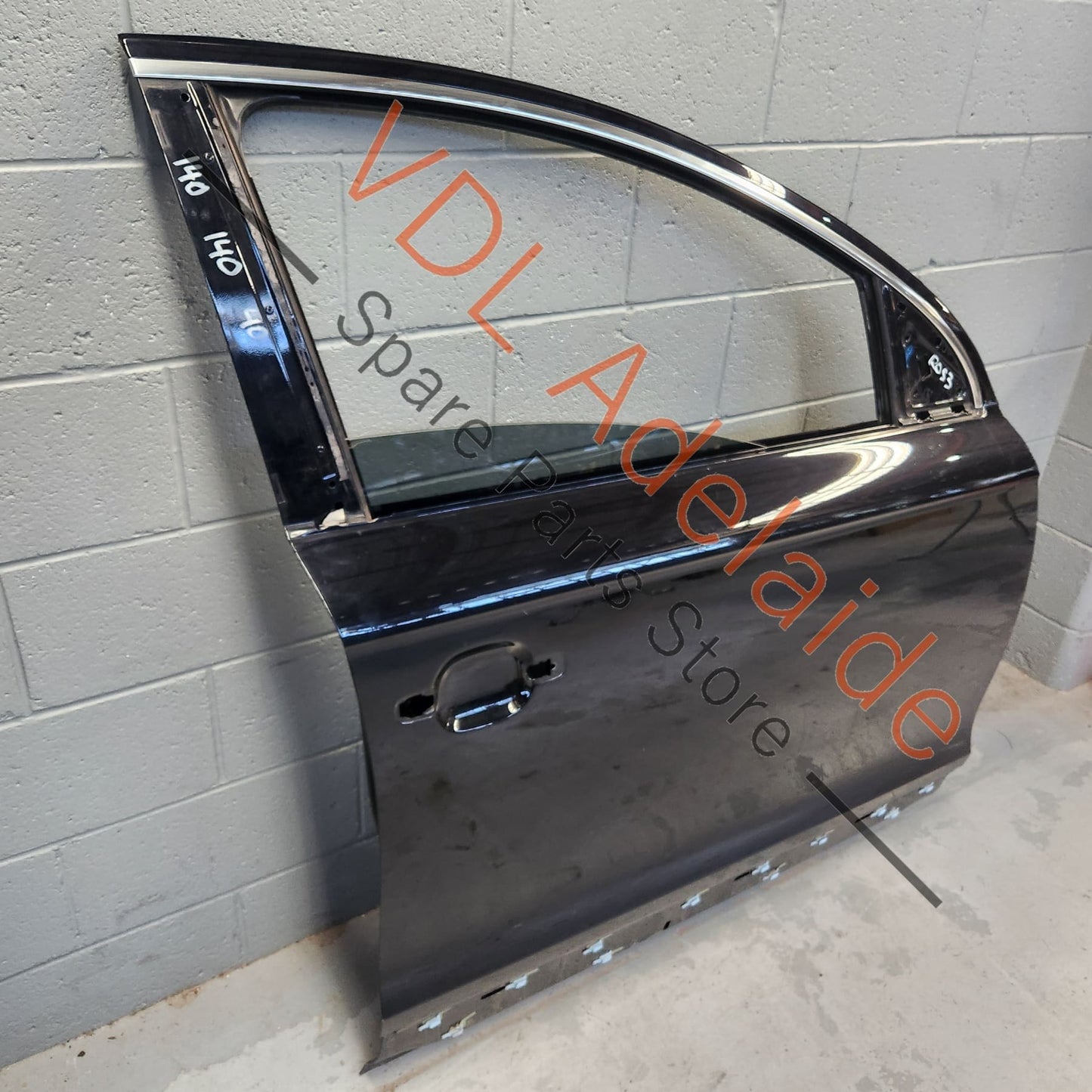 4L0845202A 4L0831052A Audi Q7 4L Front Right Door Shell Panel incl Glass 4L0831052A 4L0845202A 2T2T Orca Black Metallic