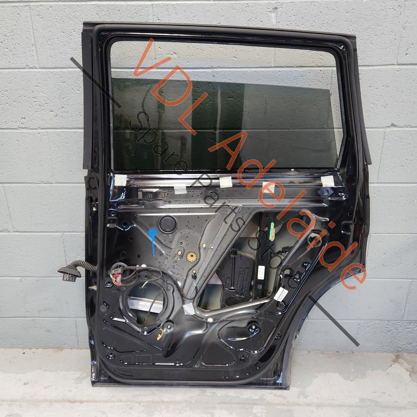 4L0833052 4L0845206A Audi Q7 4L Rear Right Door Shell Panel incl Glass 4L0833052 4L0845206A 2T2T Orca Black Metallic