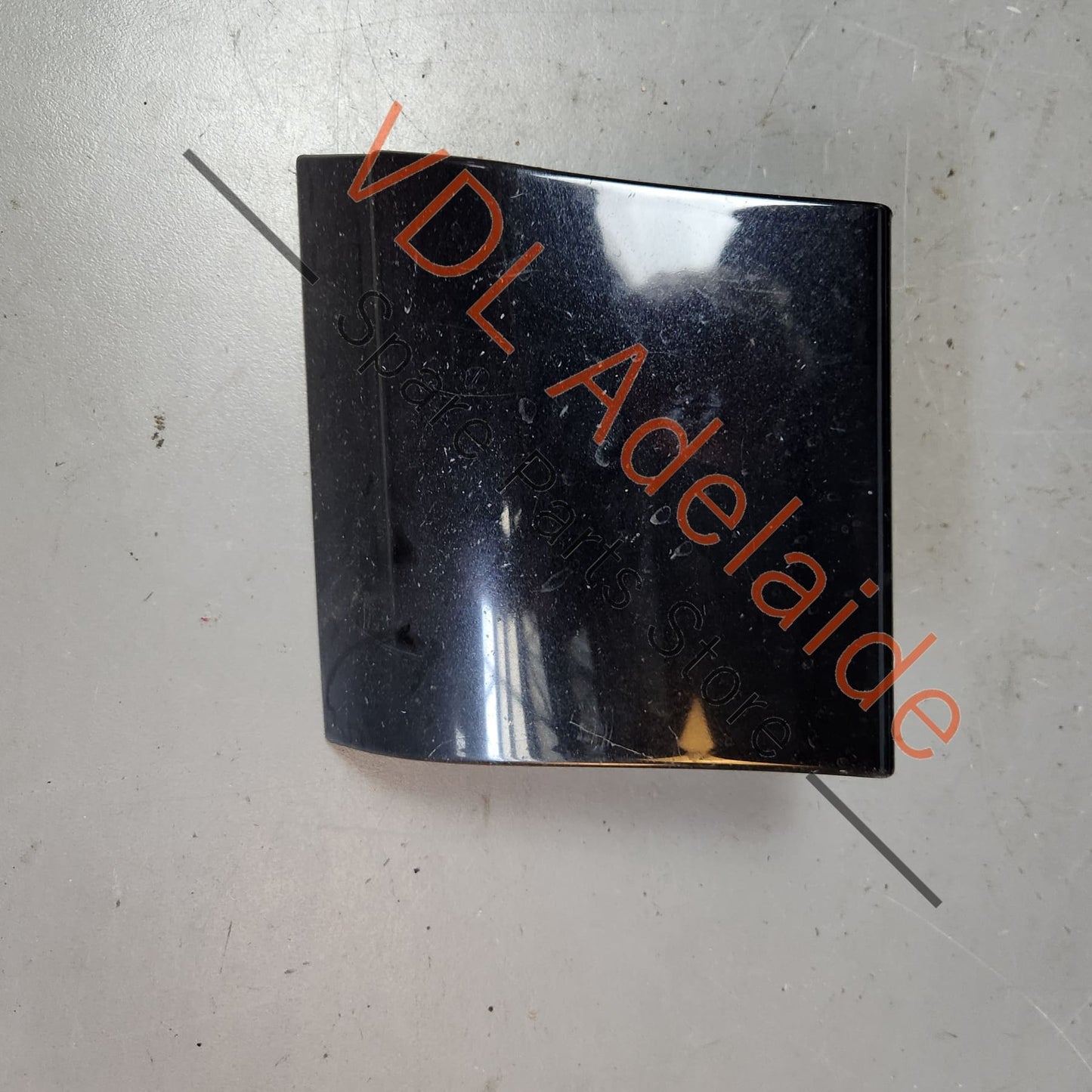 4L0854960B 4L0854960A Audi Q7 Right Front Fender Lower Exterior Molding Flare Trim 4L0854960A 4L0854960B 2T2T Orca Black Metallic