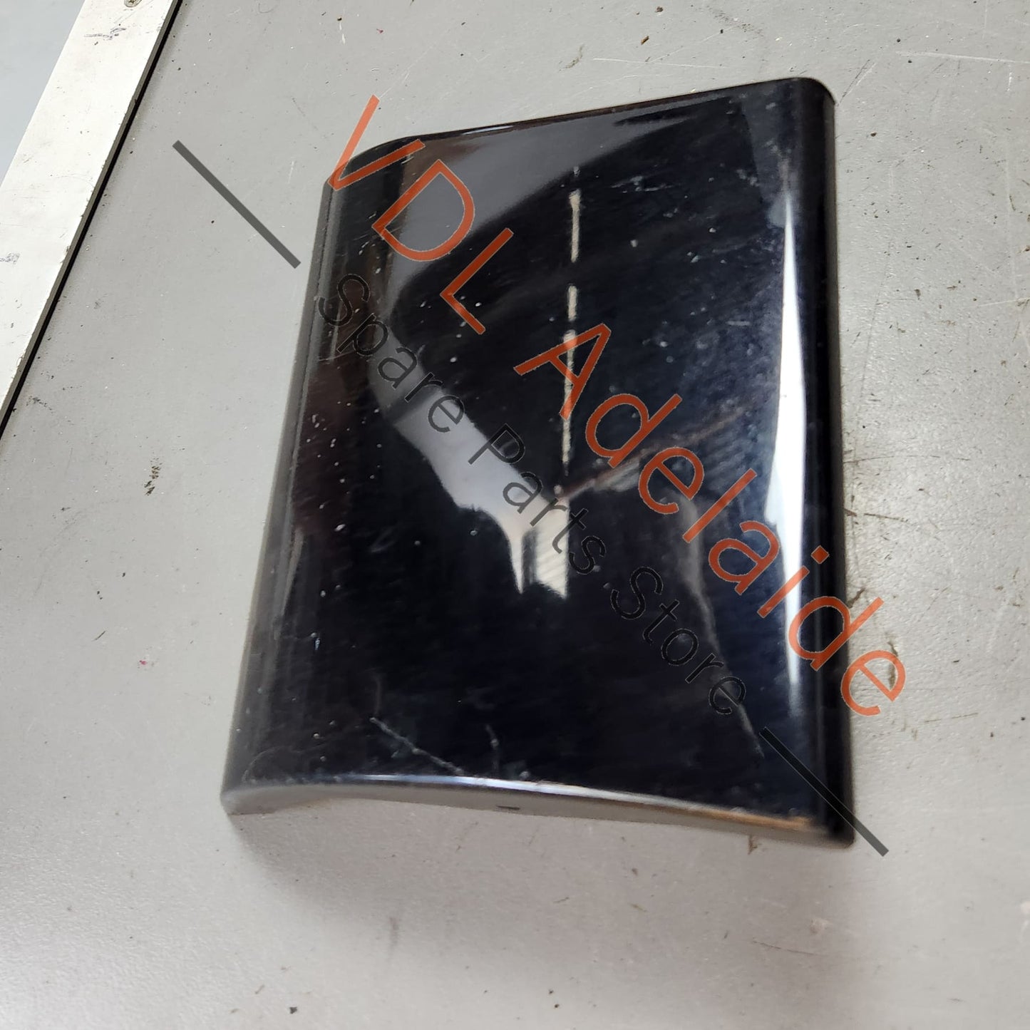 4L0854960B 4L0854960A Audi Q7 Right Front Fender Lower Exterior Molding Flare Trim 4L0854960A 4L0854960B 2T2T Orca Black Metallic