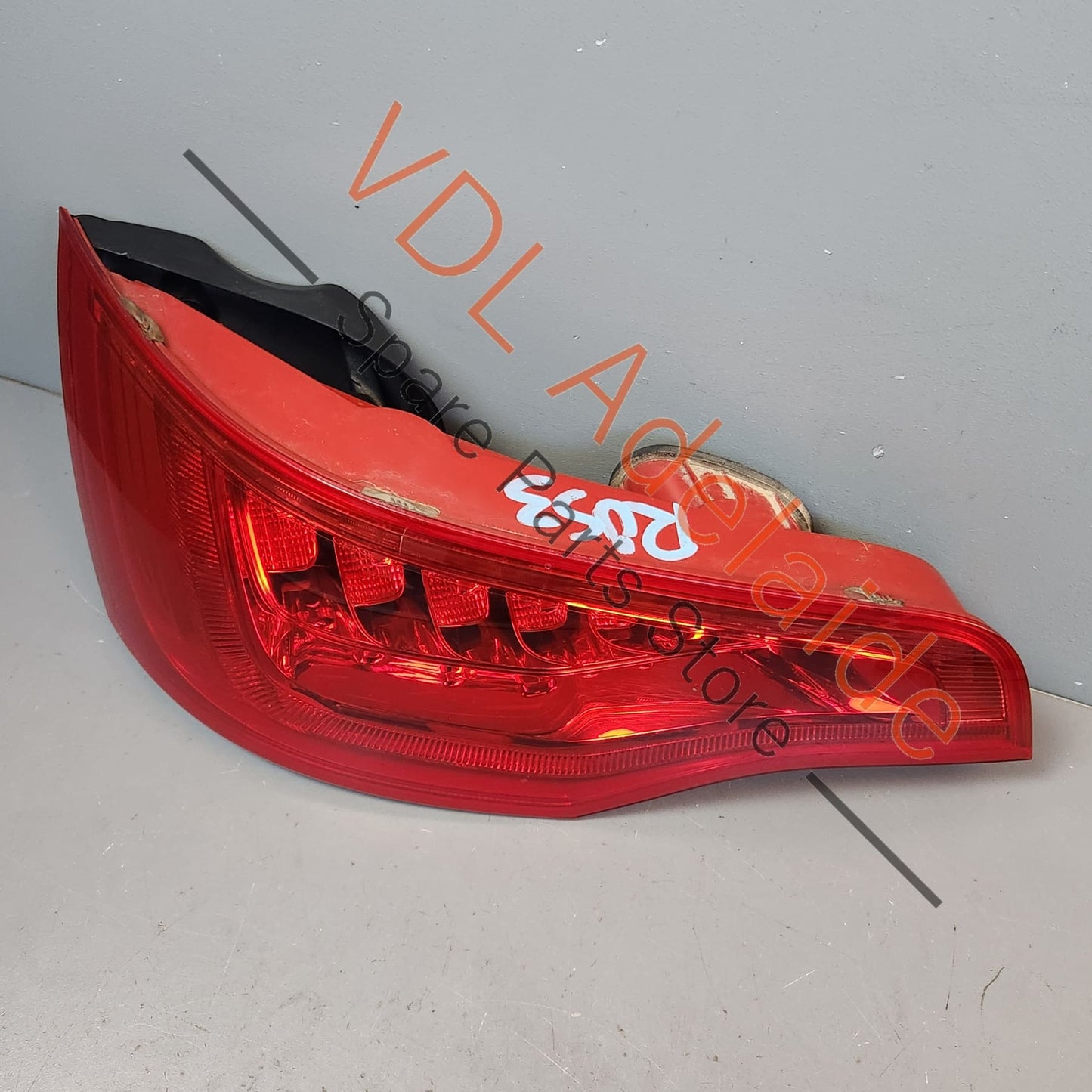4L0945093L 4L0945093F Audi Q7 Left Side Tail Brake Light 4L0945093L 4L0945093F