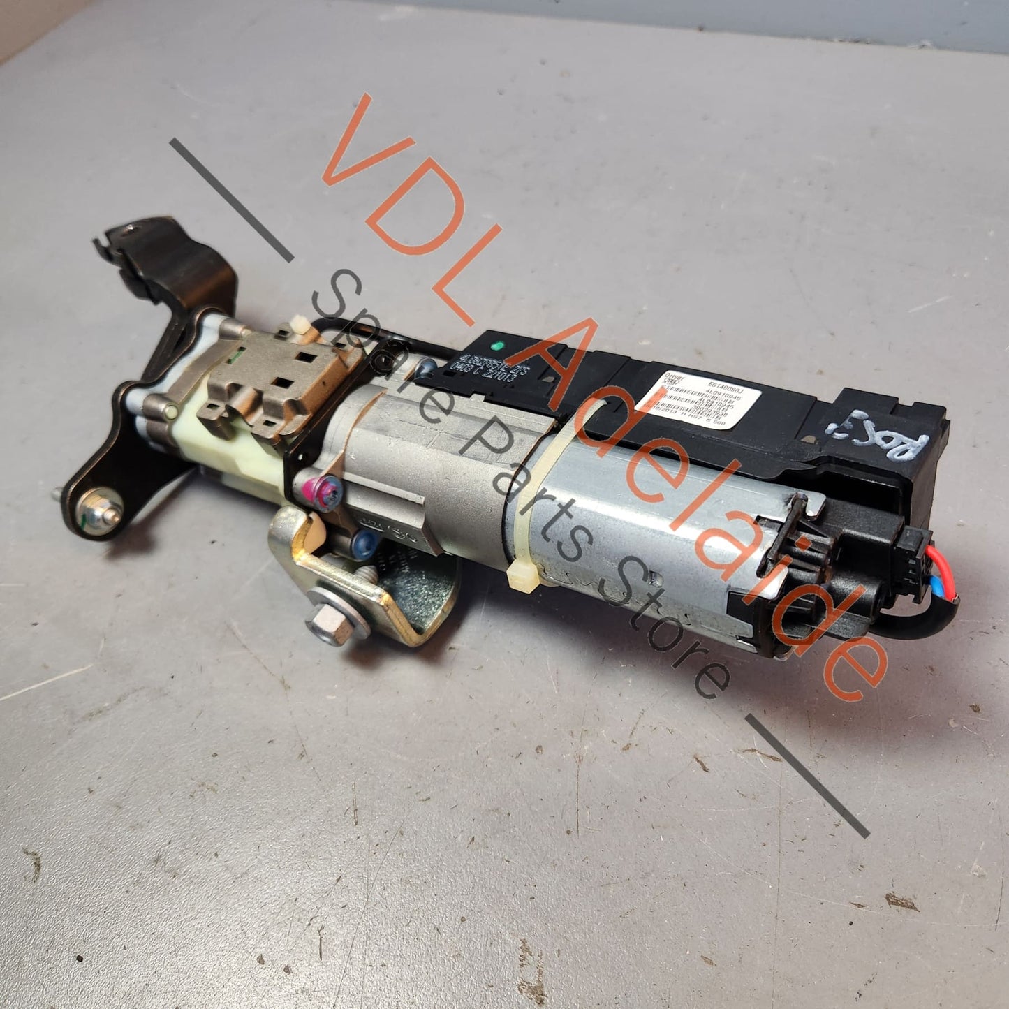 4L0827851E 4L0910945 Audi Q7 4L Electric Tailgate Lift Motor Left Side 4L0827851E