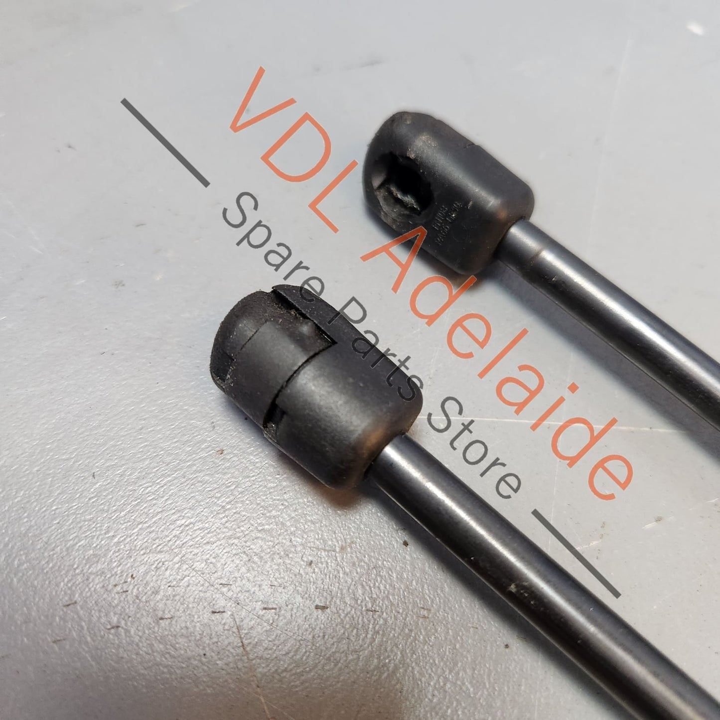 4L0823359 Audi Q7 Bonnet Lift Gas Struts 4L0823359