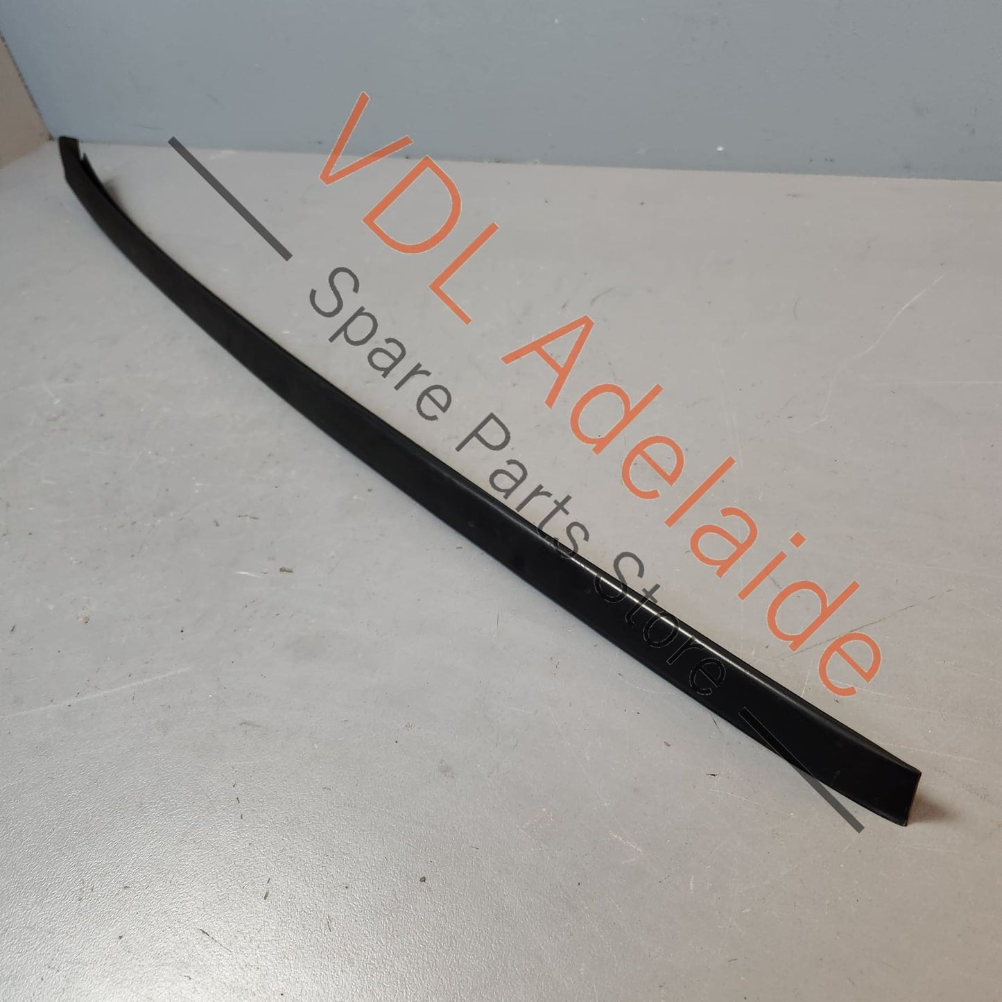 4L0854327 Audi Q7 Windscreen Water Deflector Strip Moulding Left Side 4L0854327