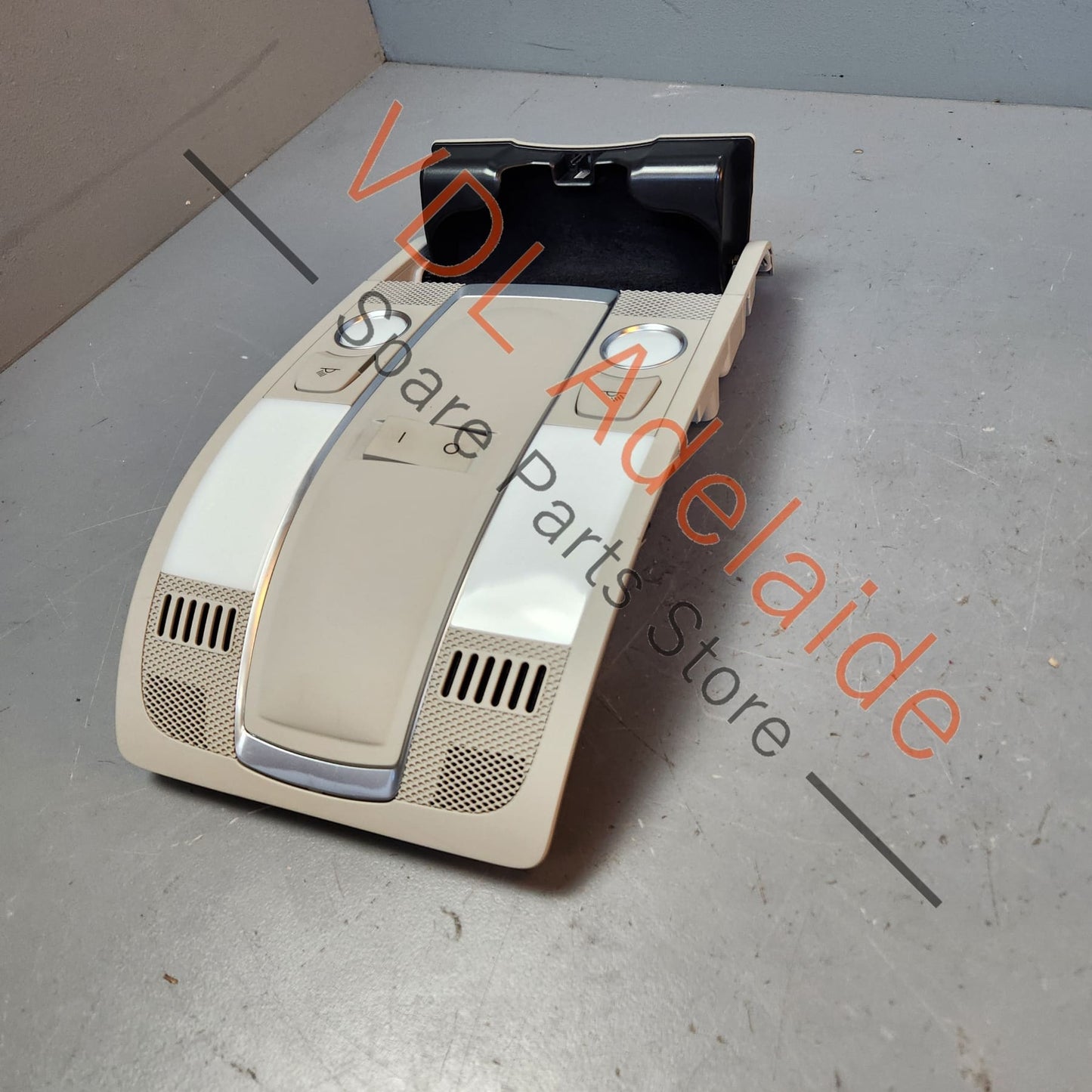 4L0947140 4L0947135G Audi Q7 Interior Roof Dome Light Switch Panel with Sunglasses Holder 4L0947140 4L0947135G