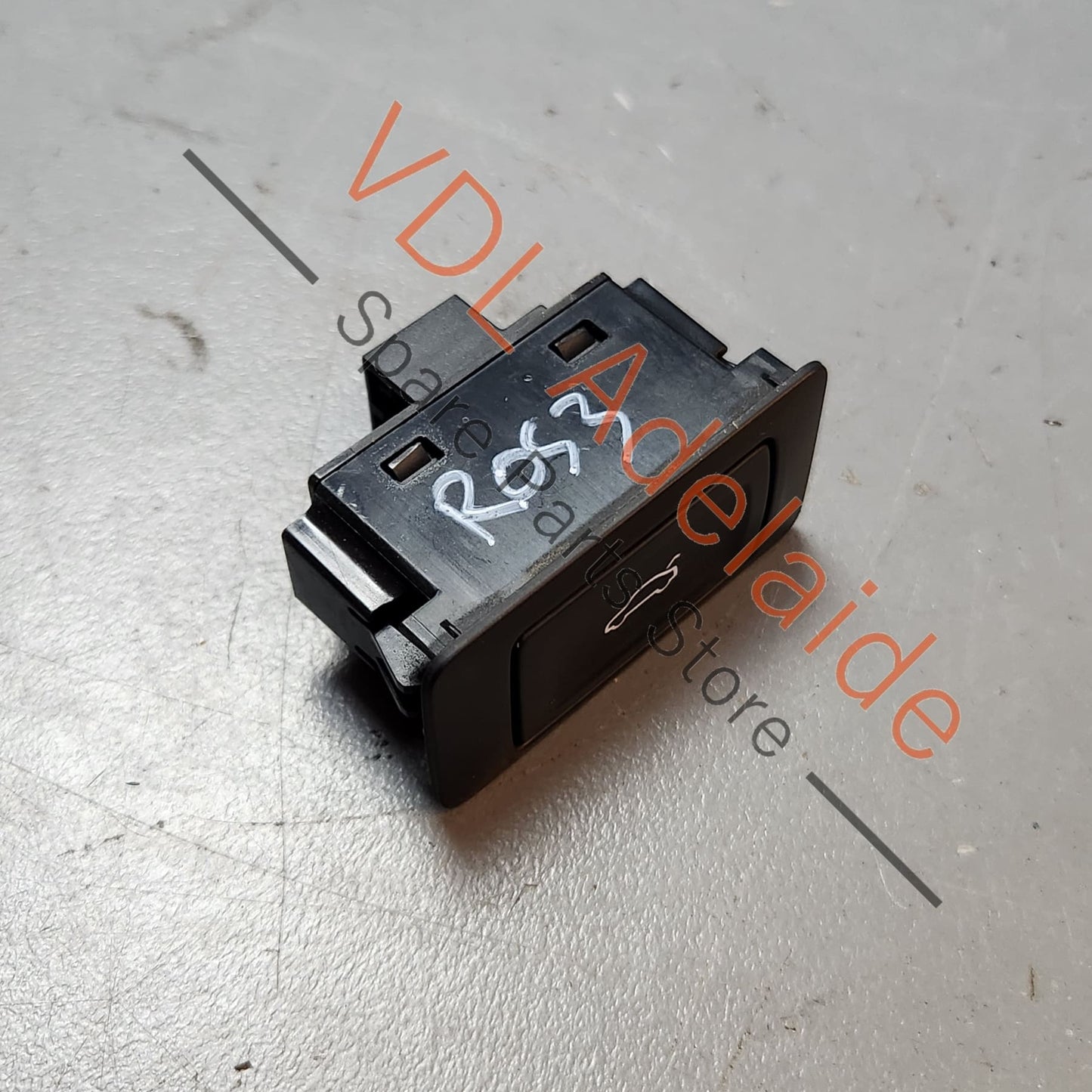 4G0959831A Audi A4 S4 B9 Electric Rear Hatch Tailgate Boot Close Button 4G0959831C 5PR