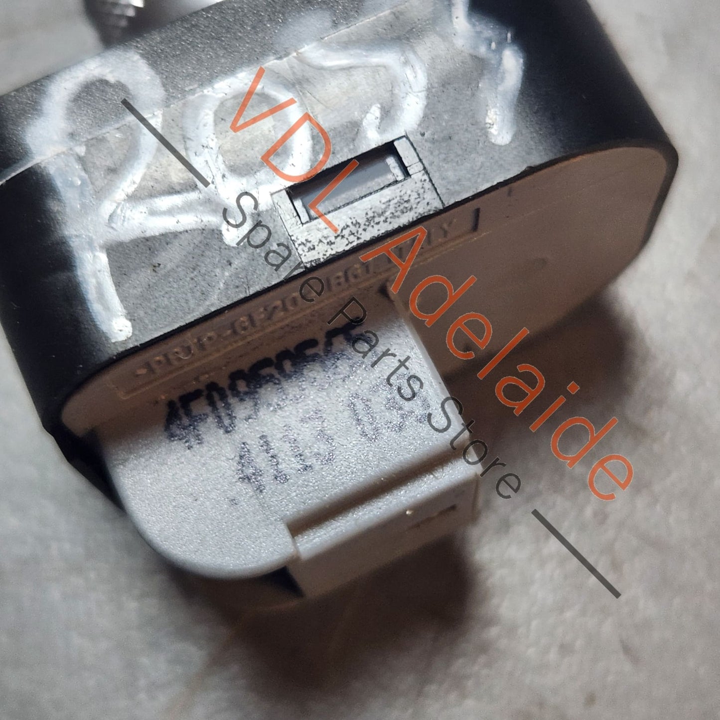 4L0959565 Genuine OEM Audi Q7 Power Mirror Switch 4F0959565