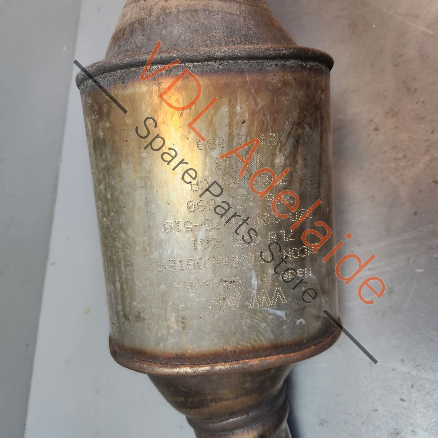 7L8254301X Audi Q7 Exhaust Down Pipe with Catalyst Catalytic Converter 7L8254301X CJGA, CJGC, CJMA, CRCA