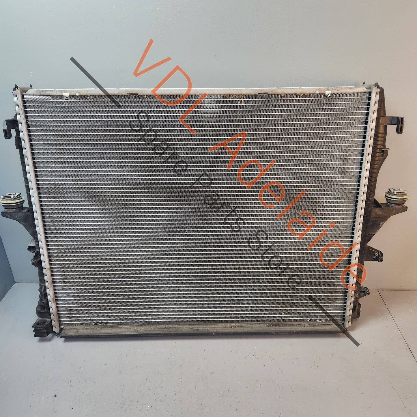 7L0121253A Porsche Cayenne Audi Q7 Touareg Radiator for Coolant 7L0121253A