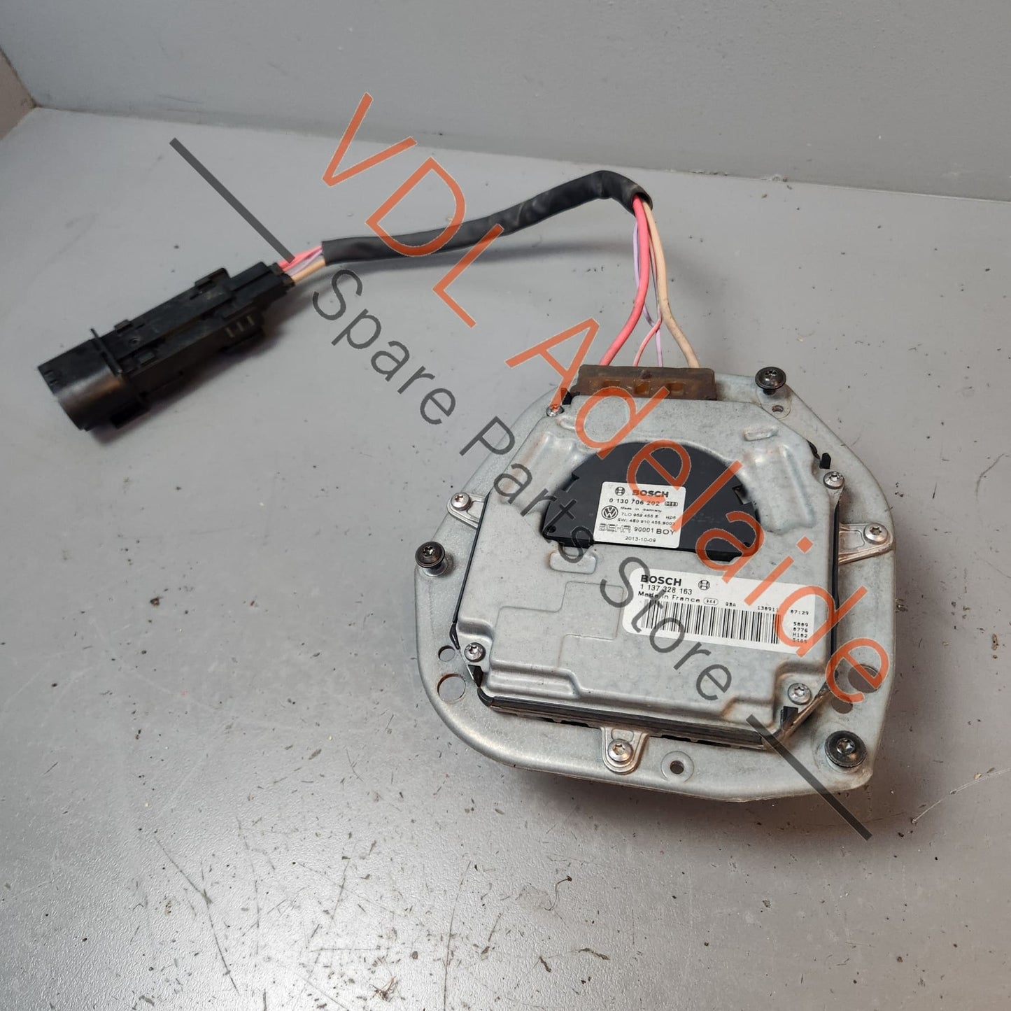 7L0959455E Audi Q7 Porsche Cayenne Right RHS Radiator Fan Motor for 420mm blade 7L0959455E 7L0959455F
