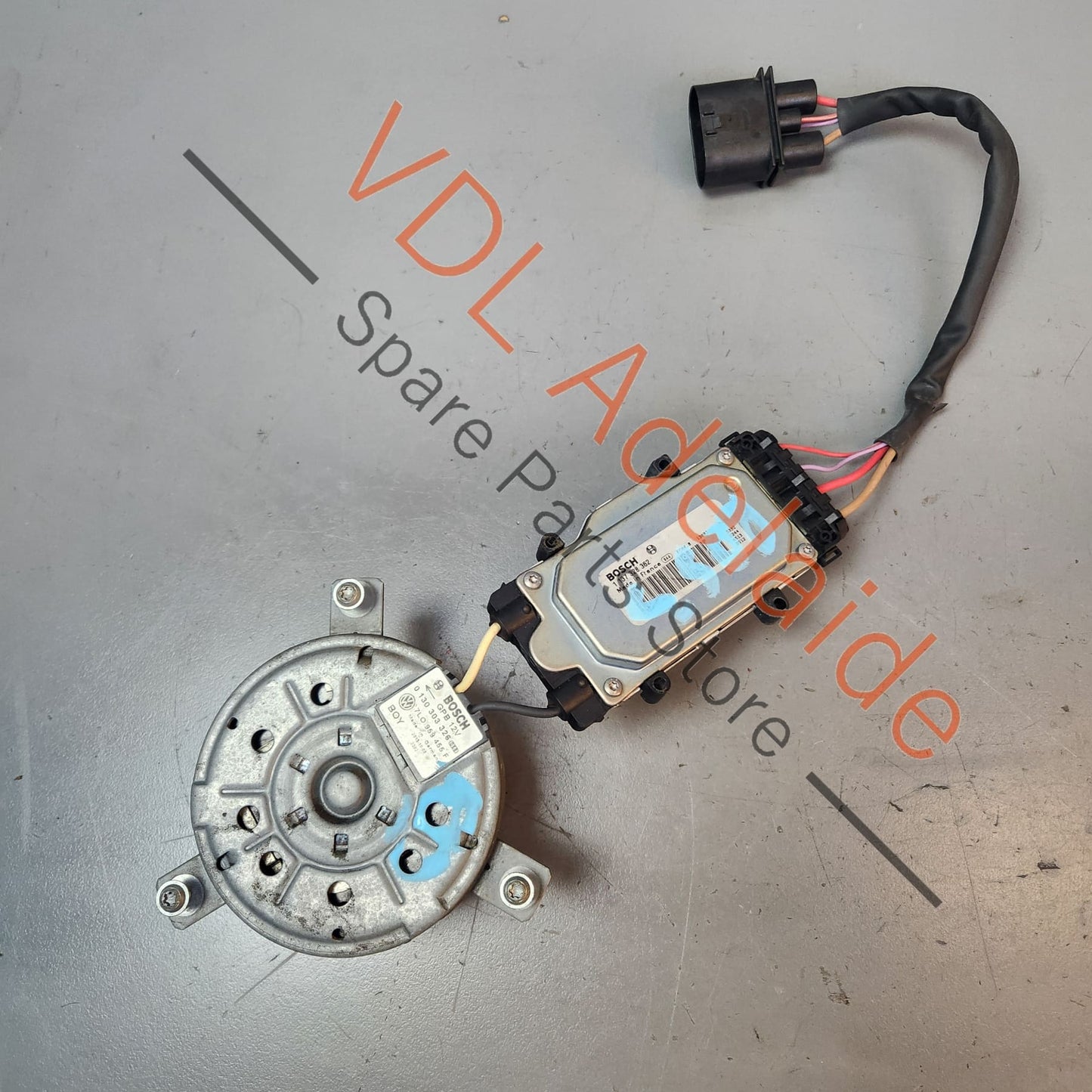 7L0959455F Audi Q7 Porsche Cayenne Left LHS Radiator Fan Motor for 300mm blade 7L0959455F