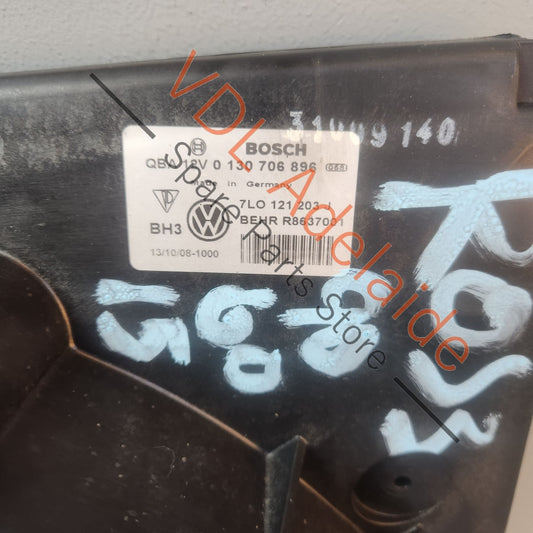 7L0121203J Audi Q7 Porsche Cayenne Radiator Fan Shroud 7L0121203J